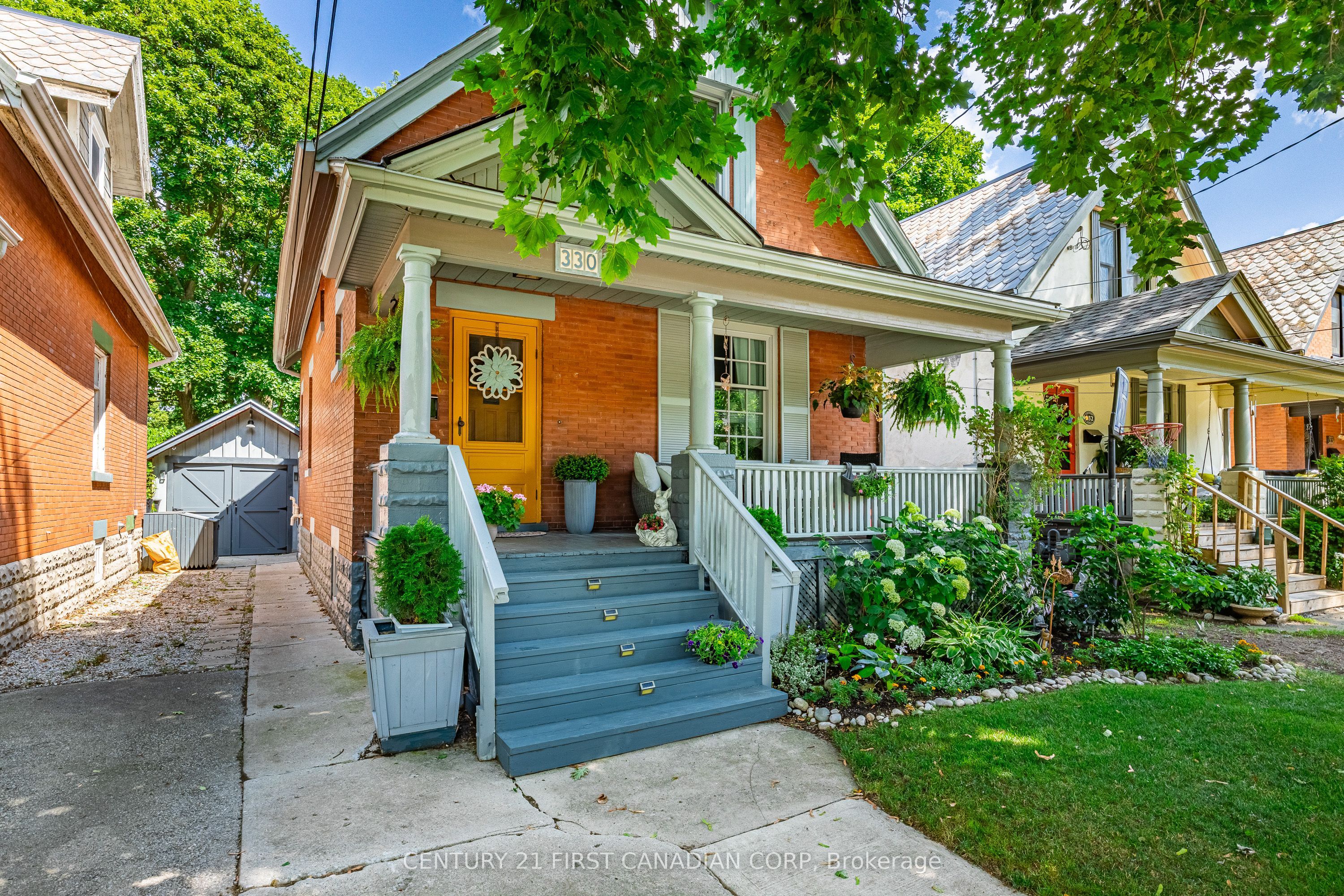 330 Cheapside Street Property Photo 4