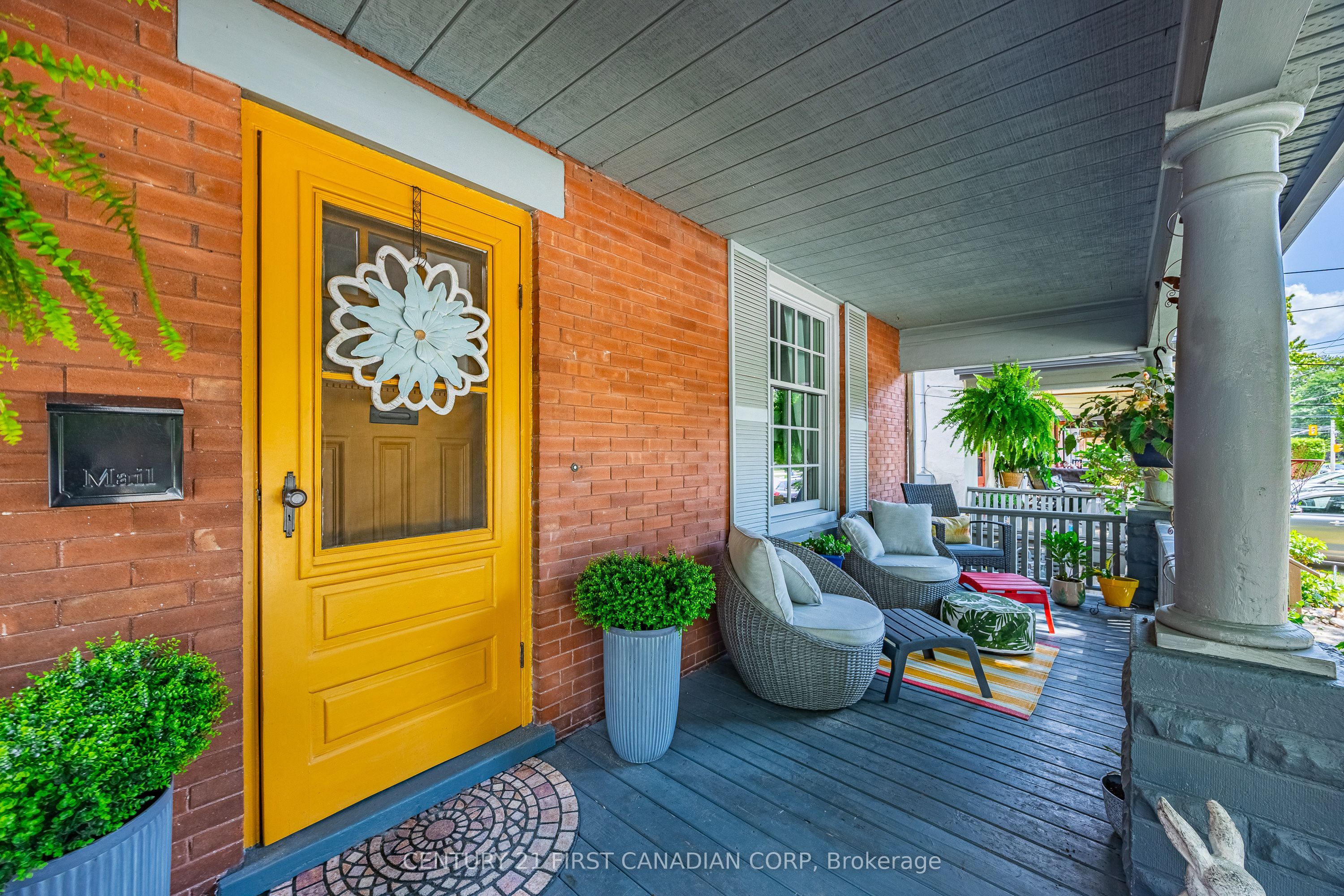 330 Cheapside Street Property Photo 5