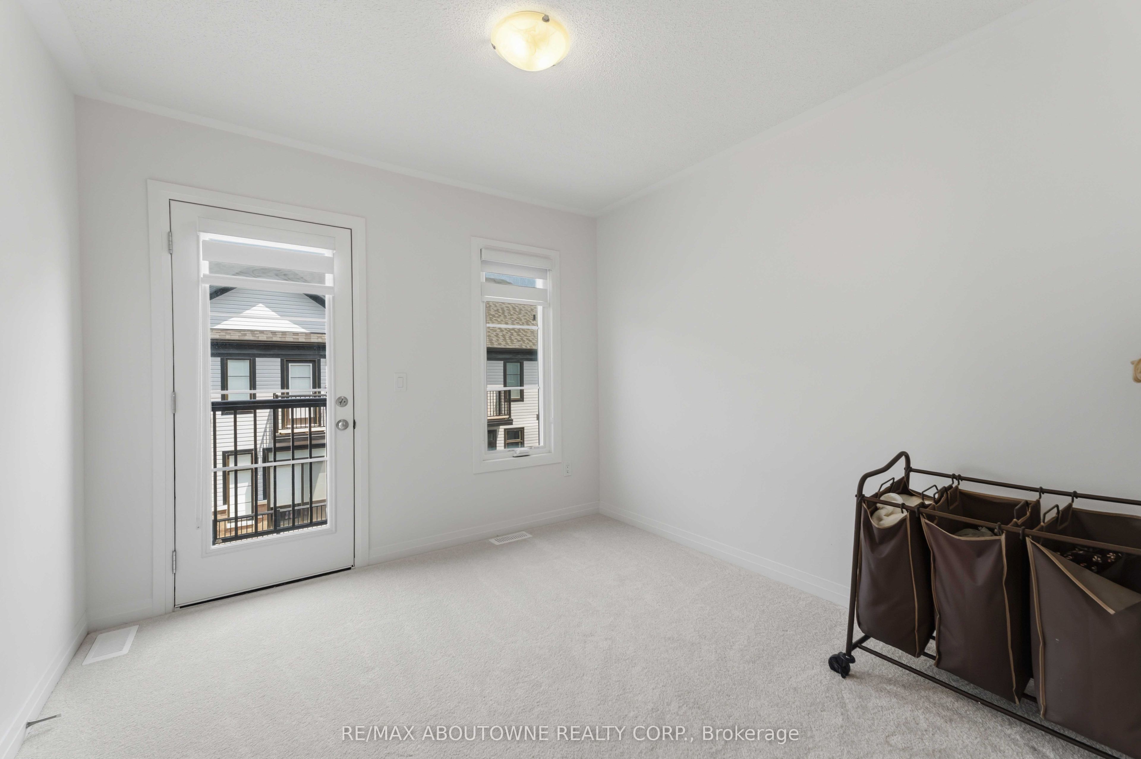 170 Spitfire Drive Property Photo 32