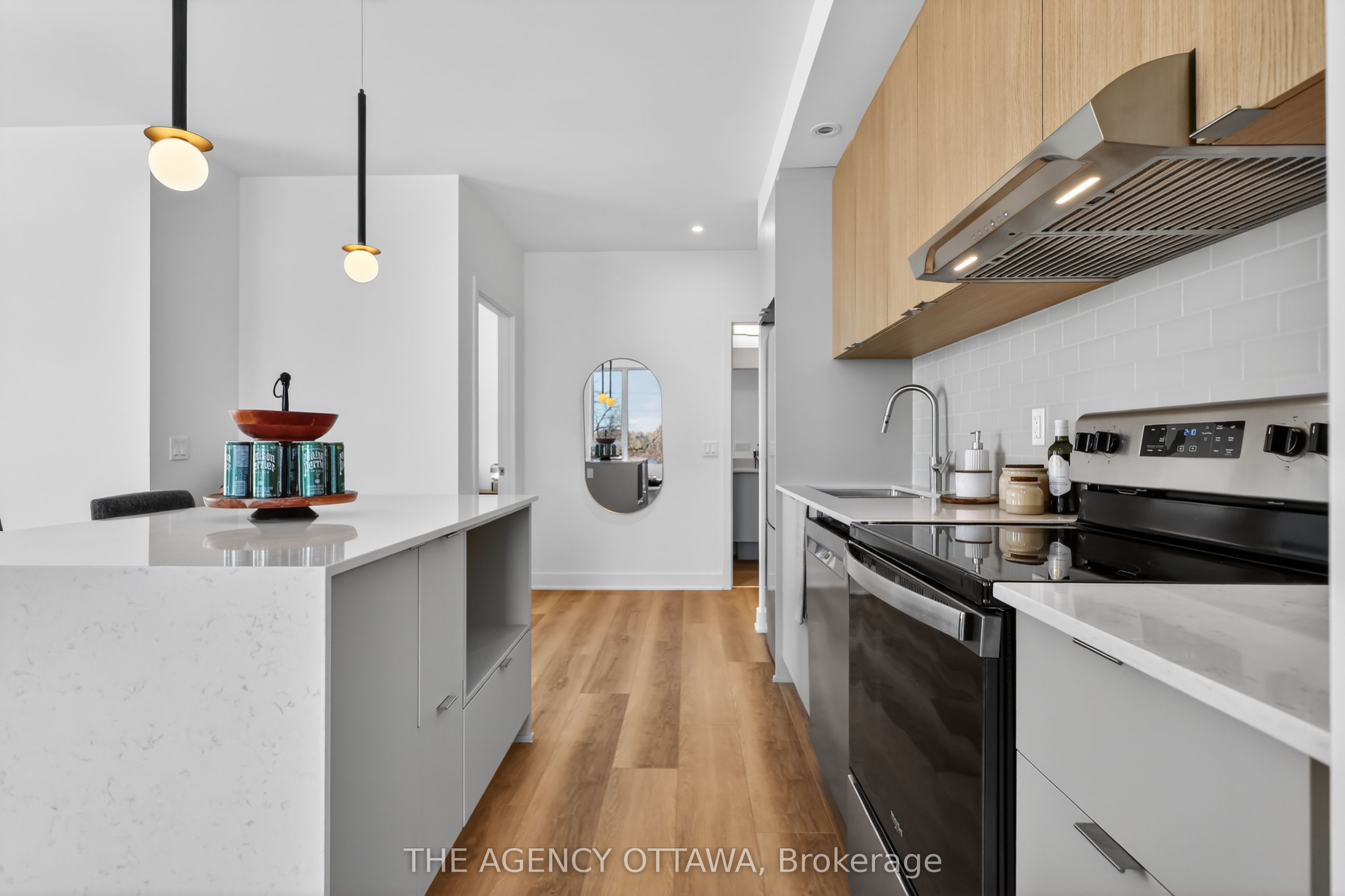 3085 Riverside Drive 209 Property Photo 13