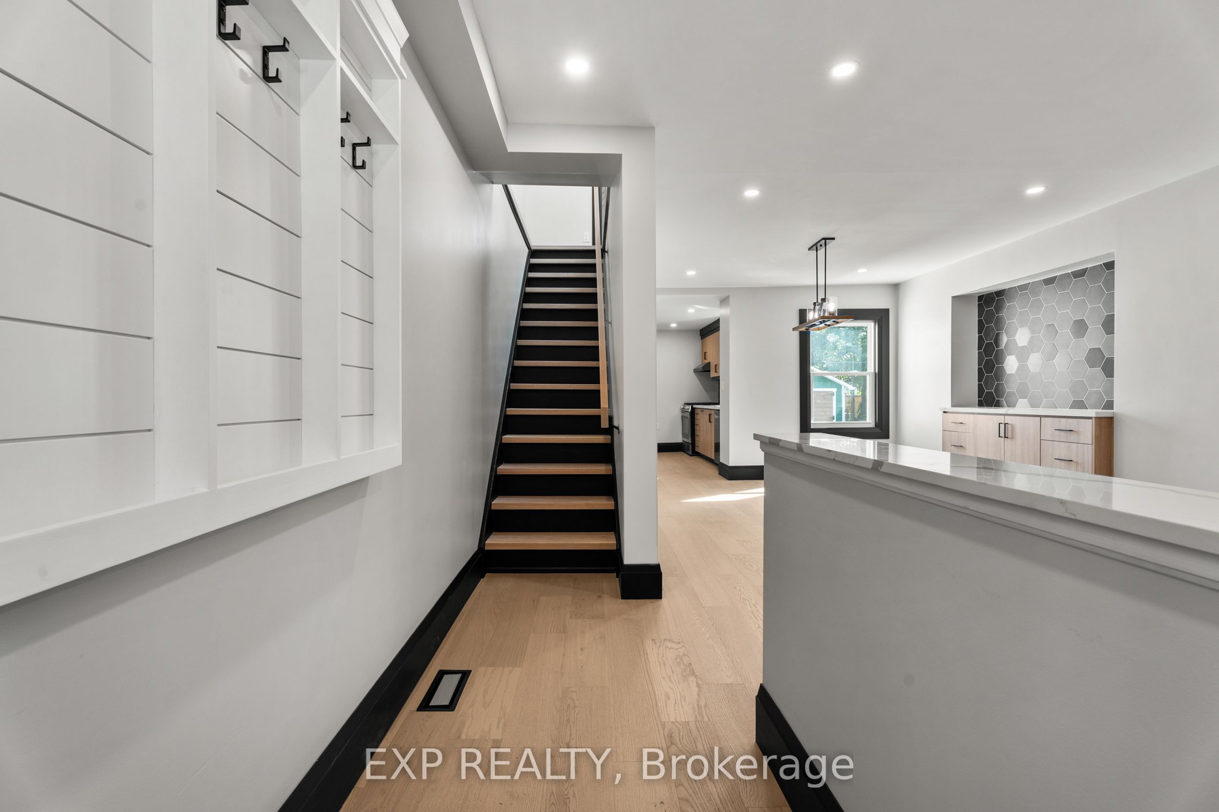 105 Rothsay Avenue Property Photo 7