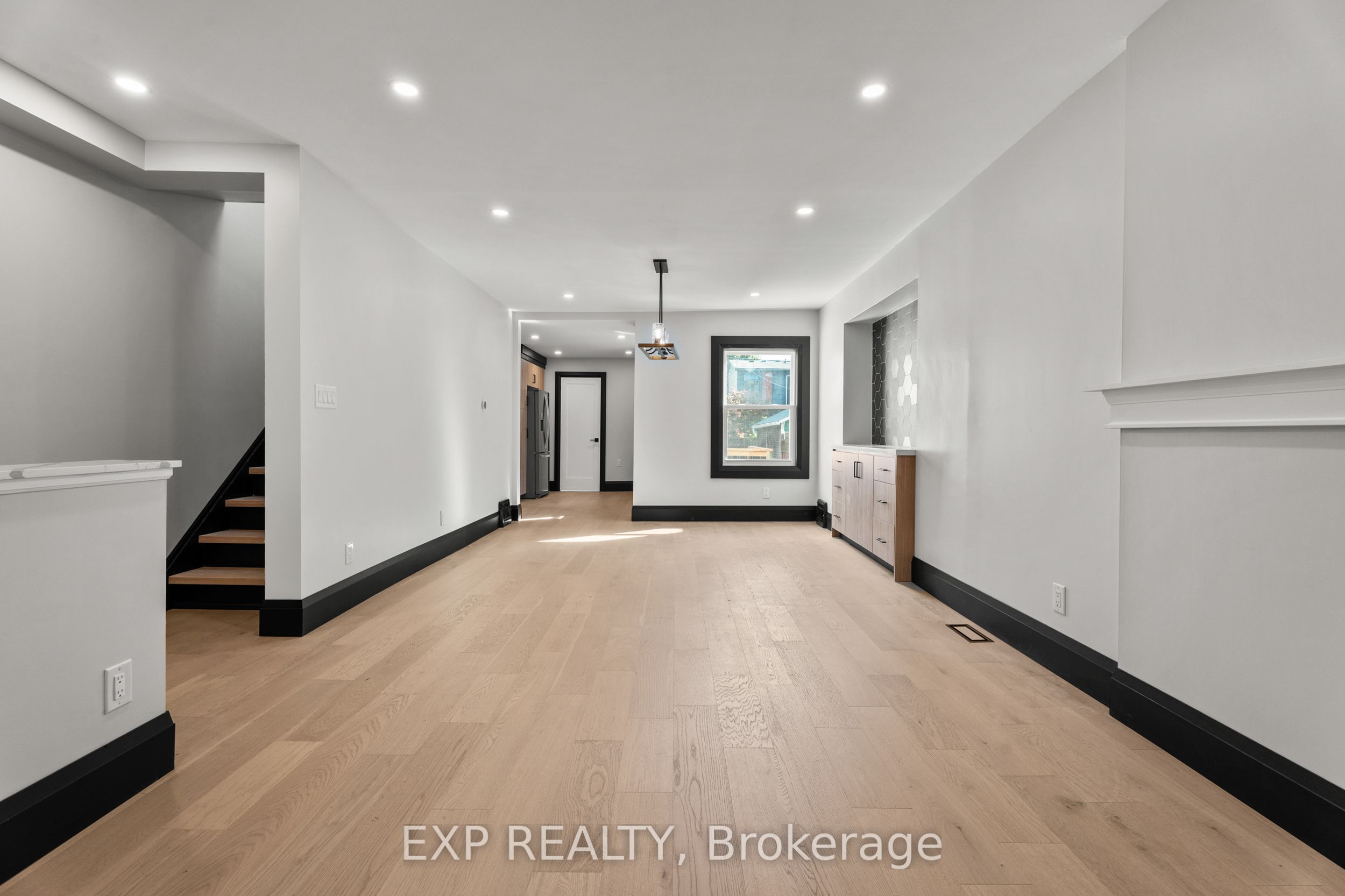 105 Rothsay Avenue Property Photo 9