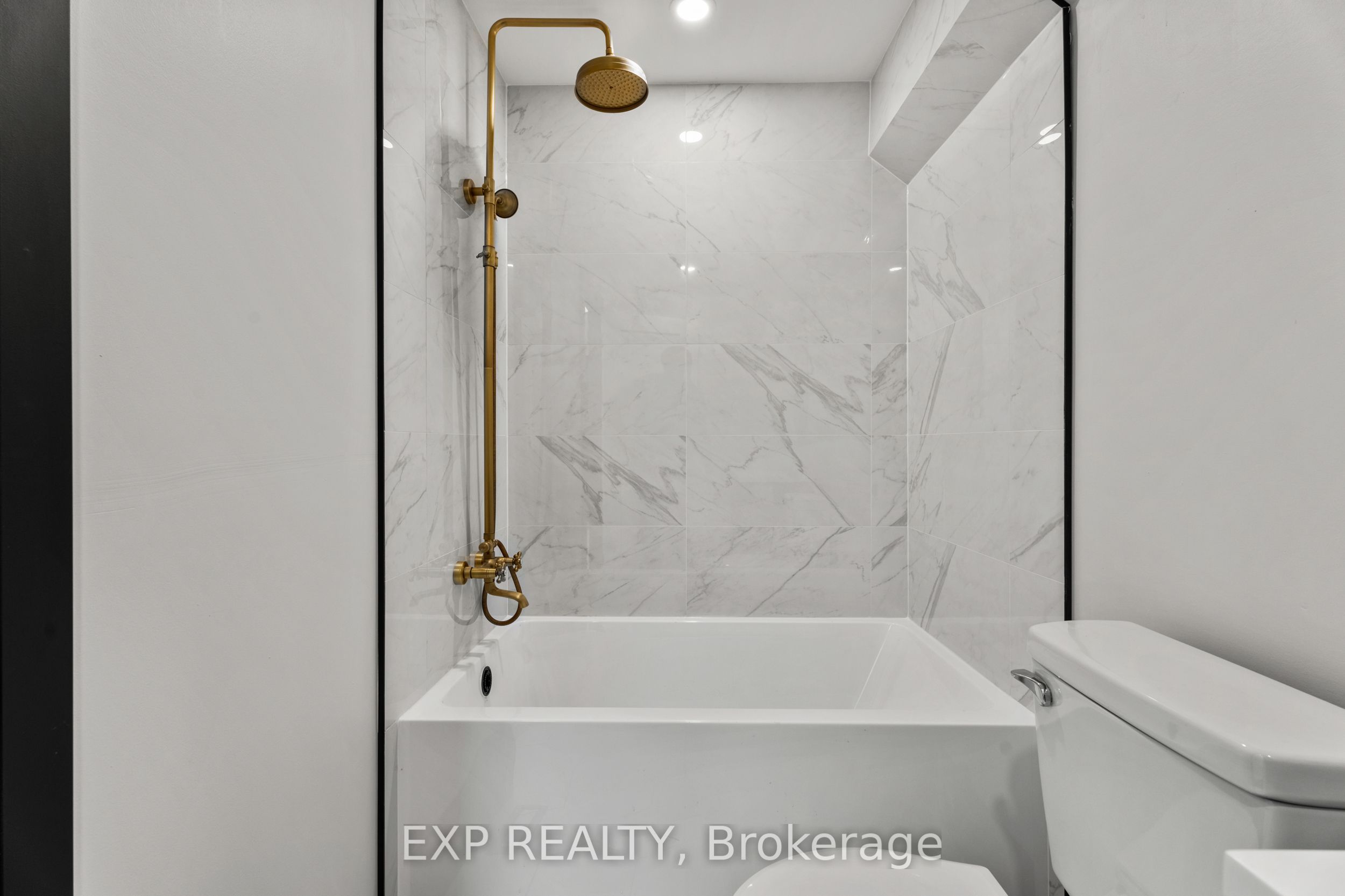 105 Rothsay Avenue Property Photo 23