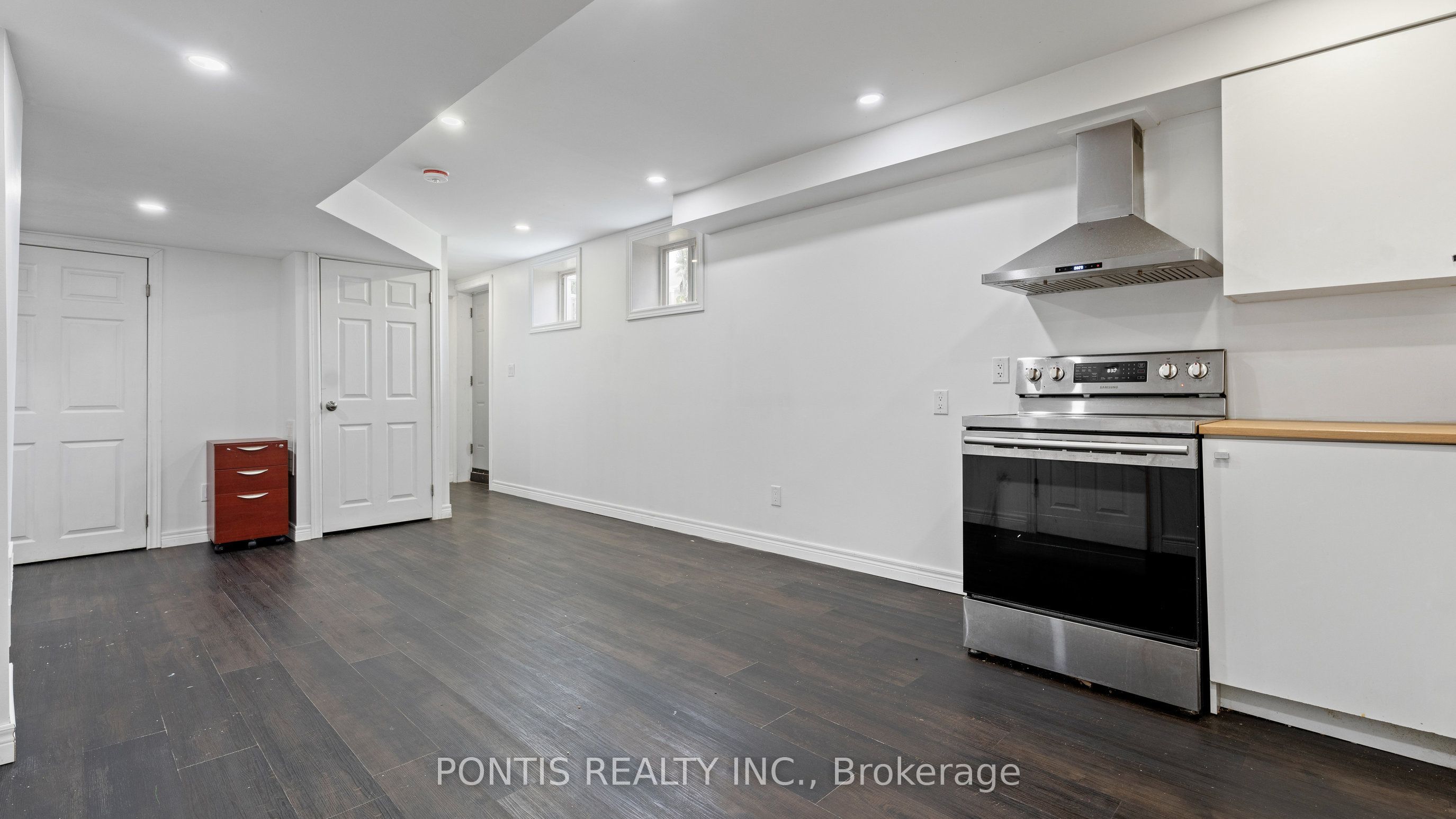 22 Mercer Avenue Lower Property Photo 3