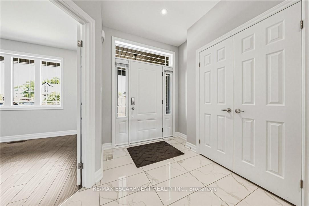 602 Cochrane Road Property Photo 6