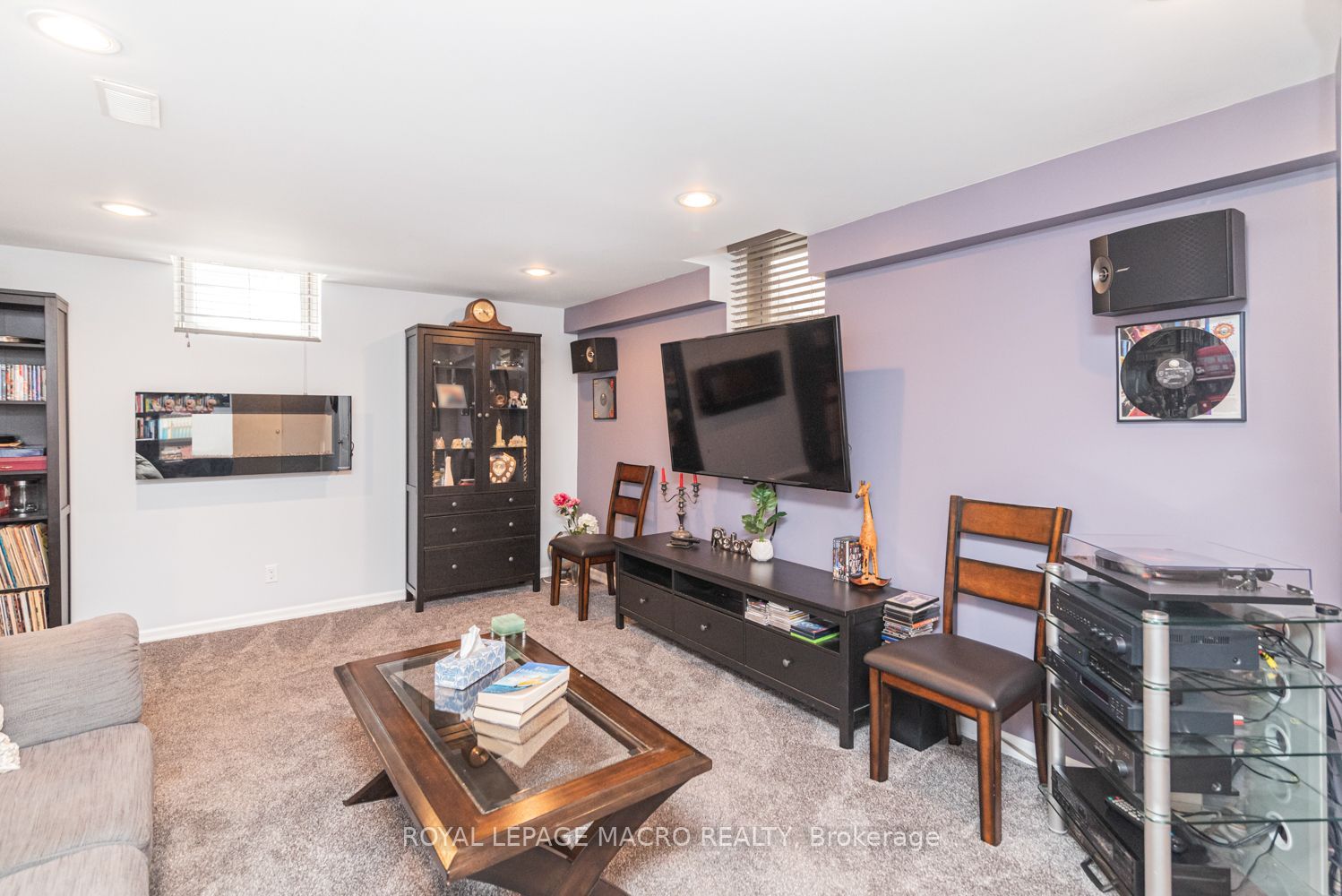 102 Willow Lane Property Photo 34