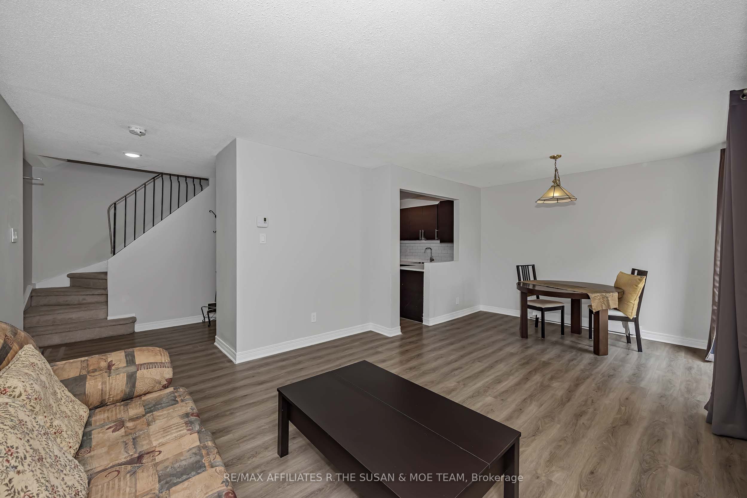 500 Fenerty Court 6 Property Photo 7