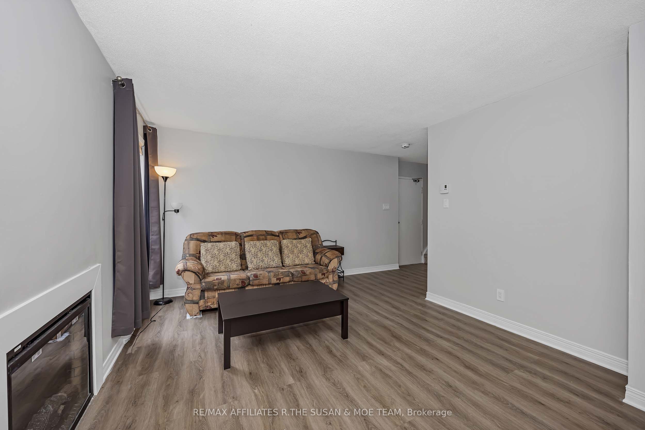 500 Fenerty Court 6 Property Photo 8