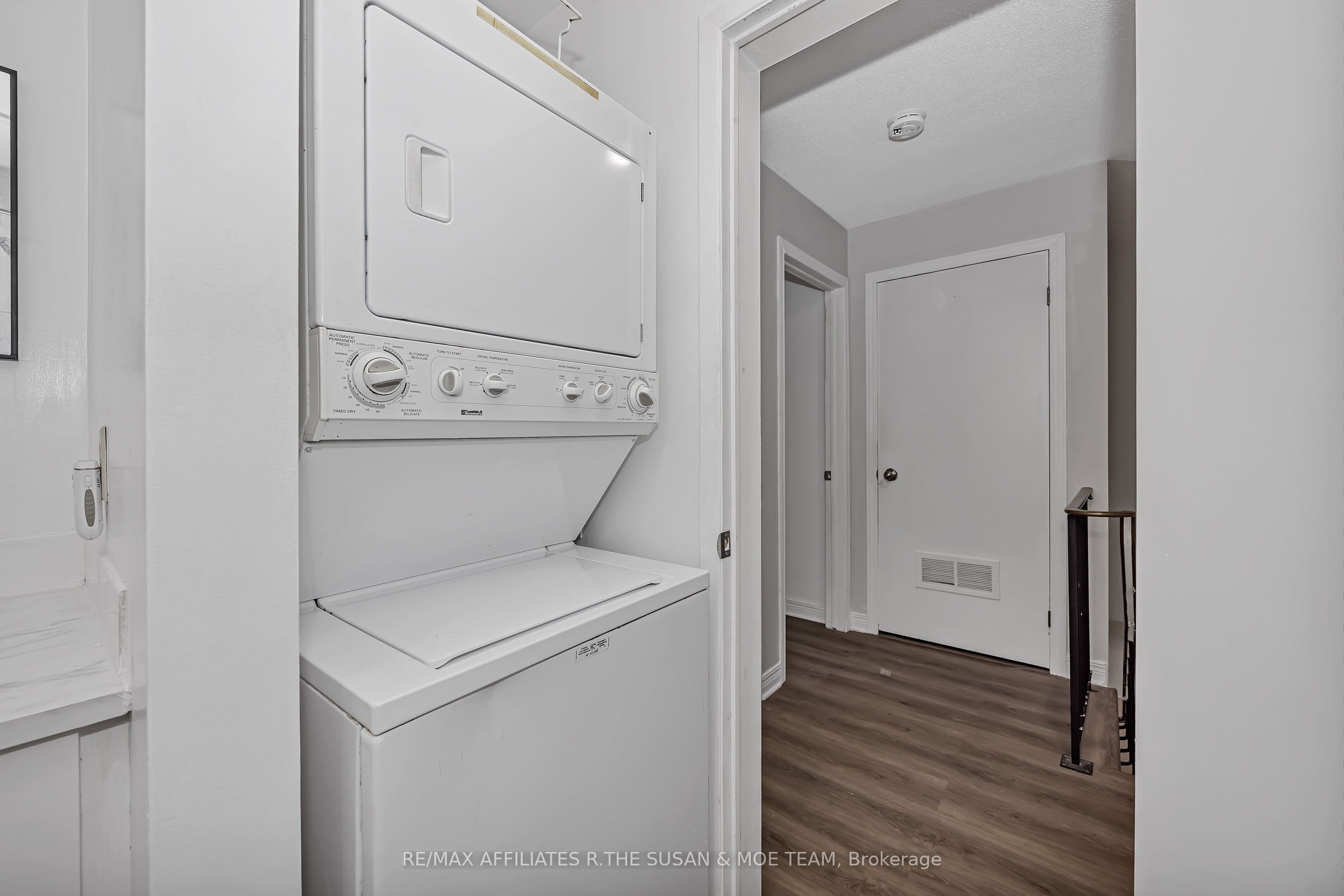 500 Fenerty Court 6 Property Photo 25
