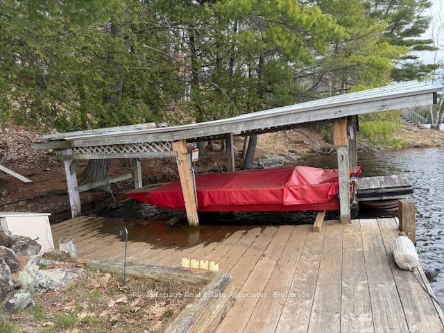 36 St Ola Lake Shore E Property Photo 17