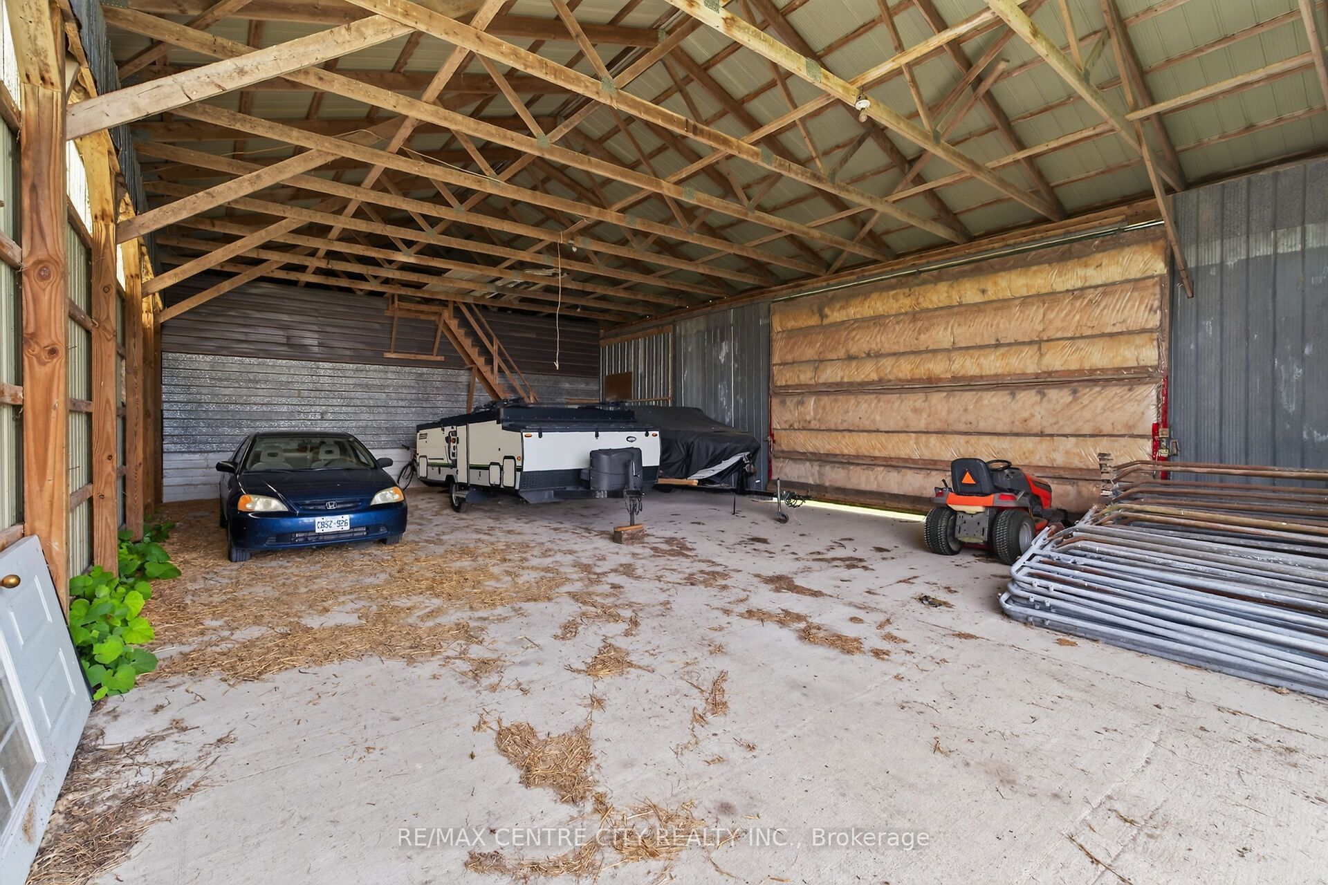 2440 Bruce 1 Road Property Photo 19