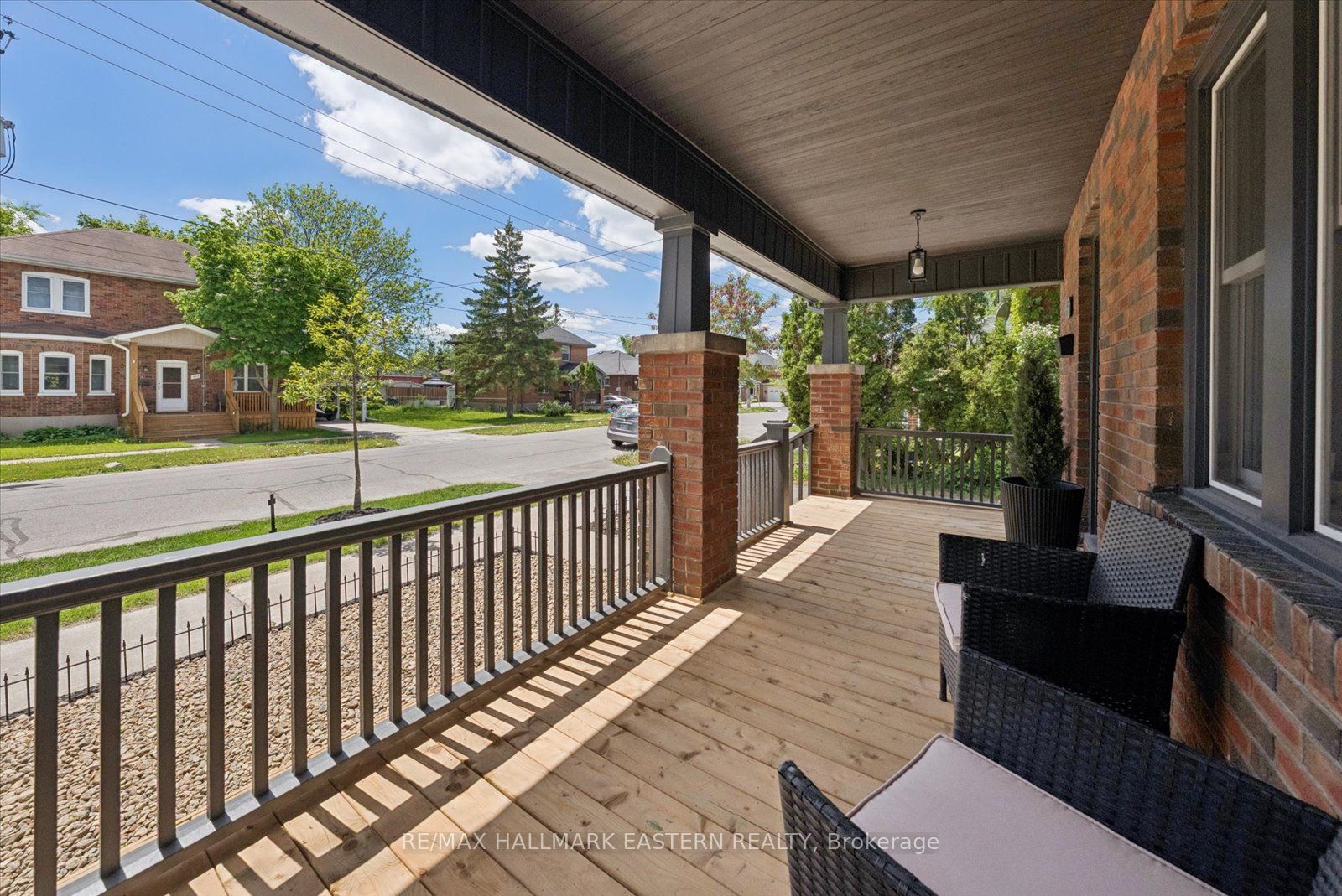 590 Douglas Avenue Property Photo 3