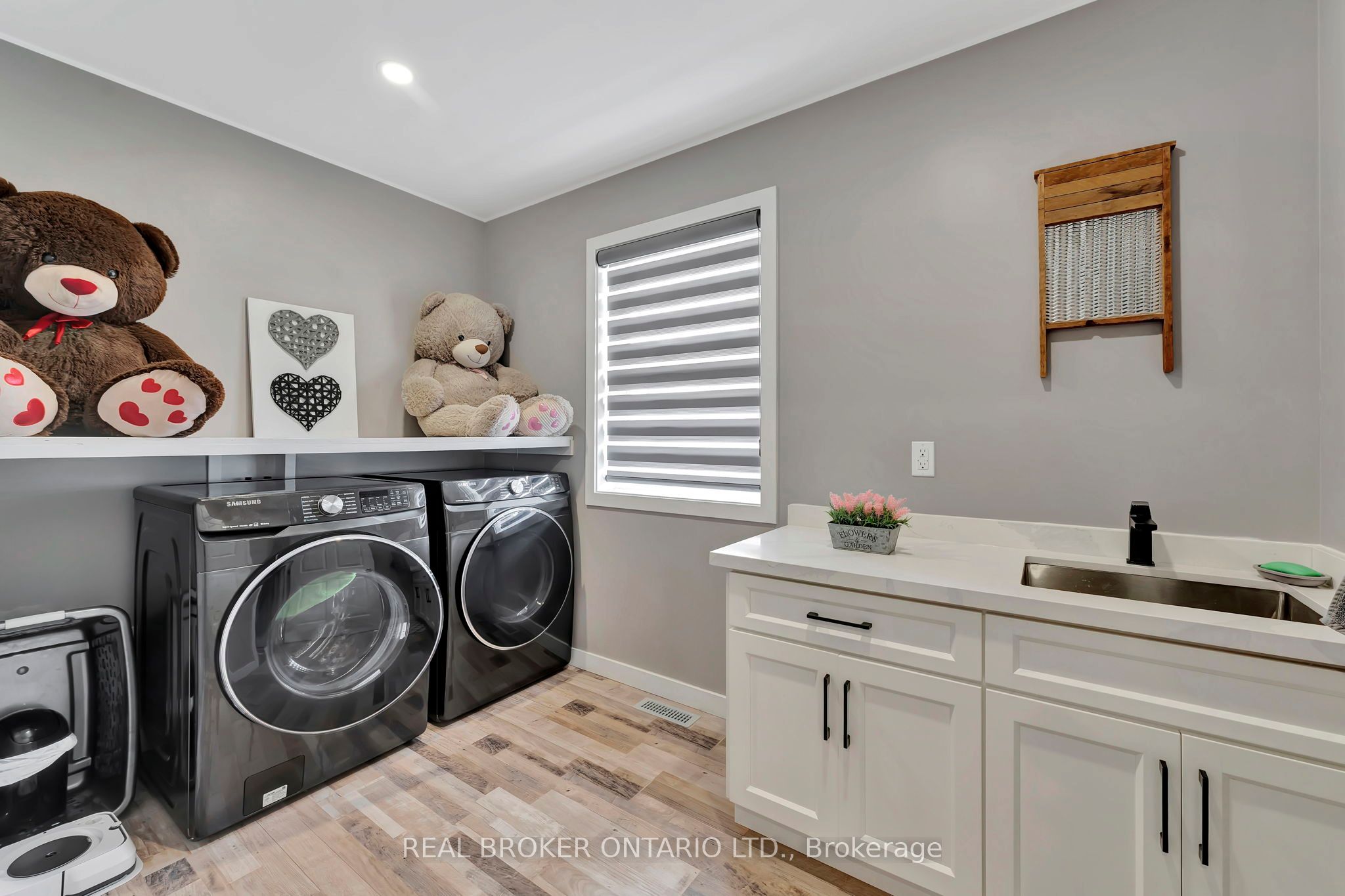 12 Albert Street Property Photo 21