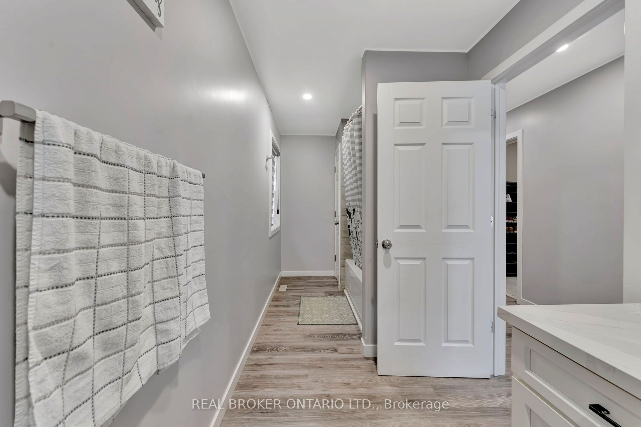 12 Albert Street Property Photo 23