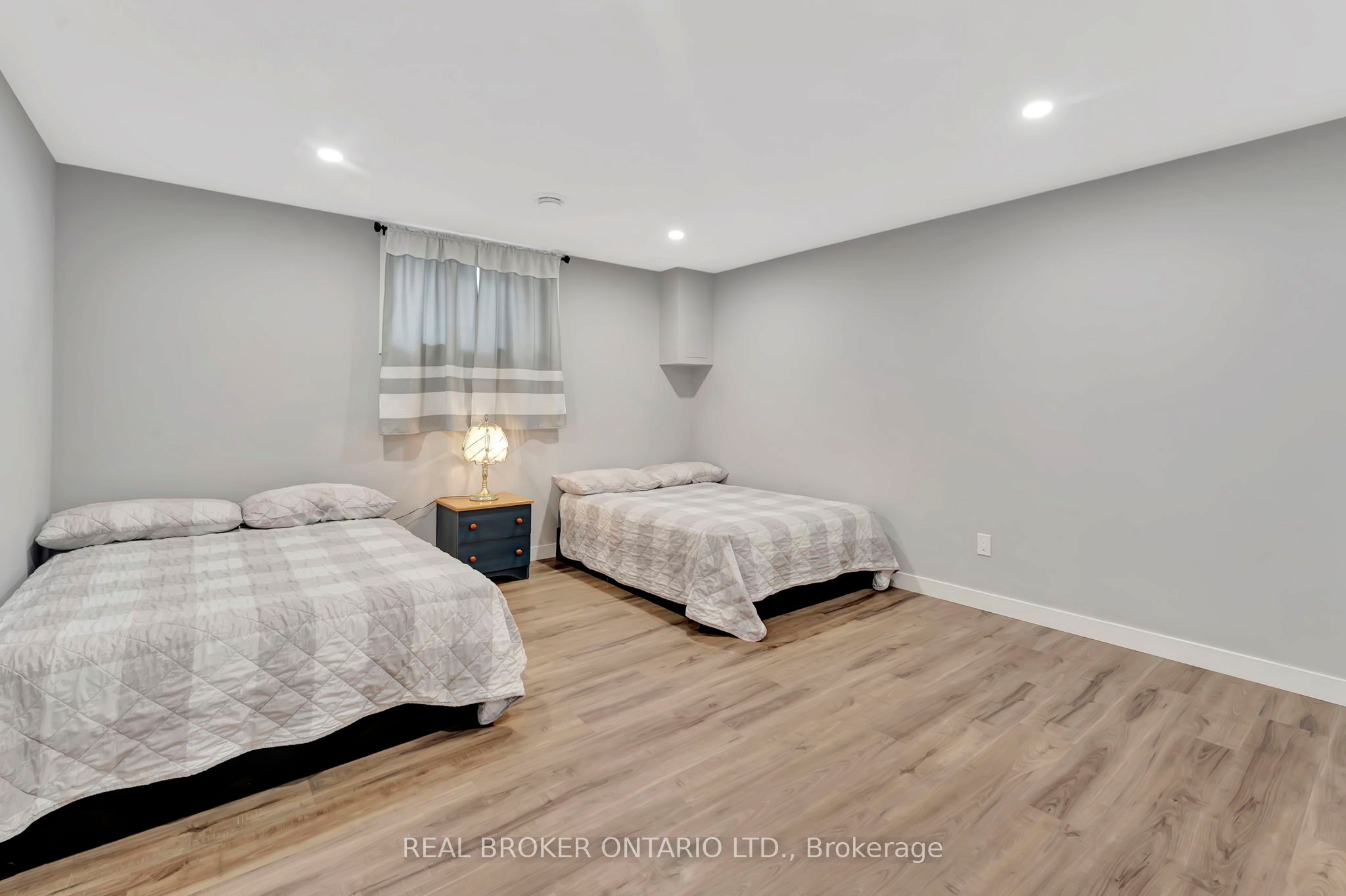 12 Albert Street Property Photo 27
