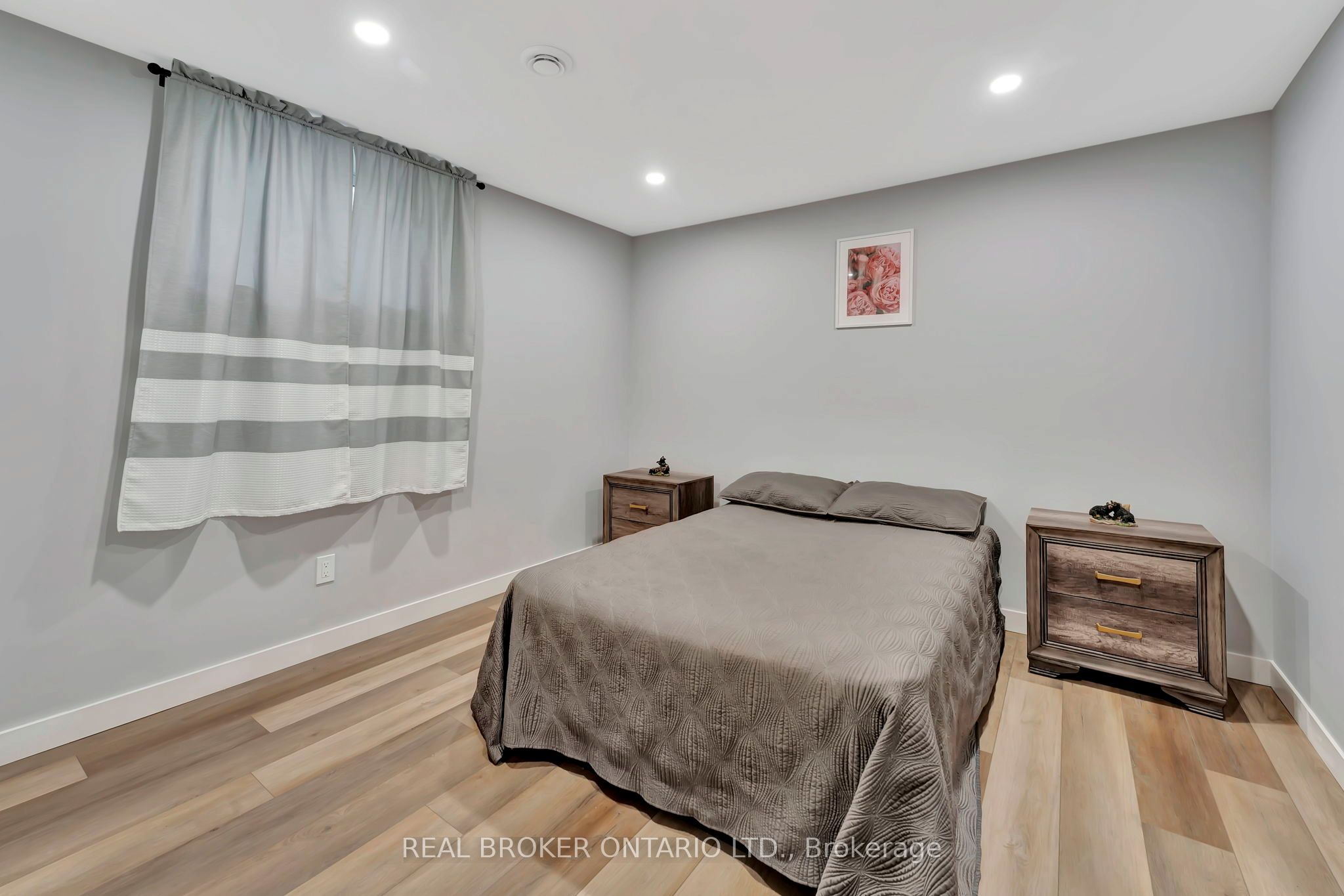 12 Albert Street Property Photo 31