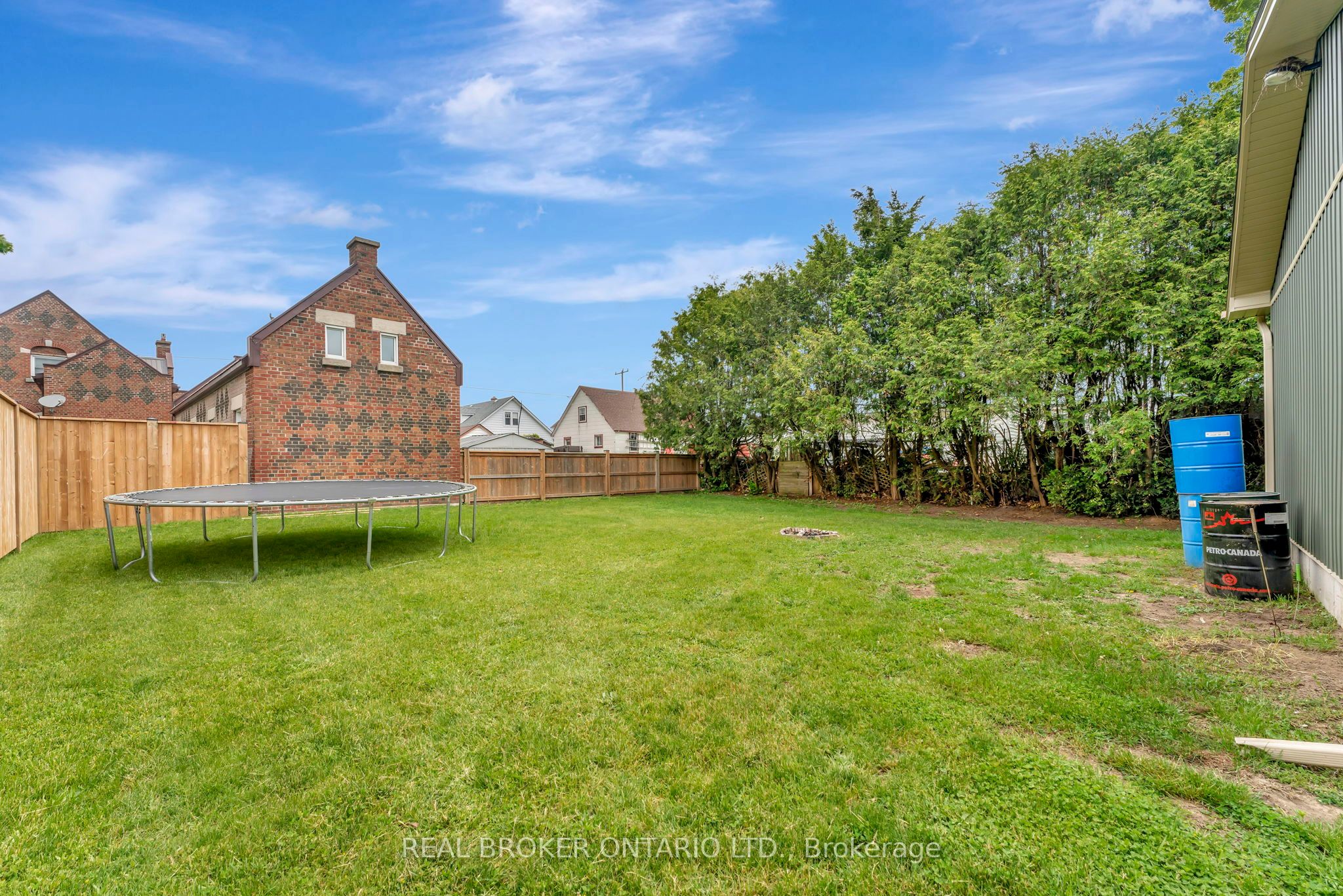 12 Albert Street Property Photo 38