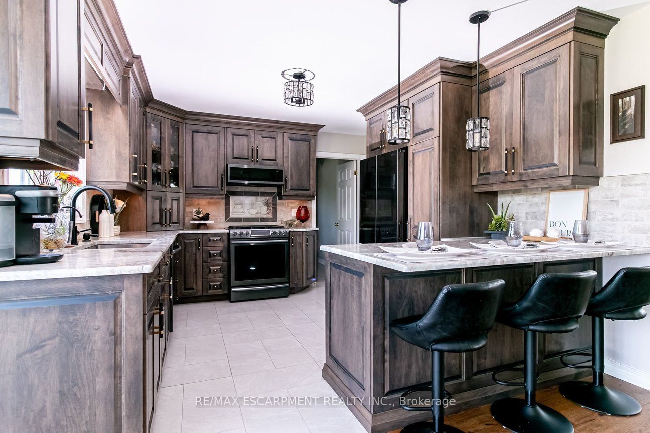 32a Haldimand Trail Property Photo 16