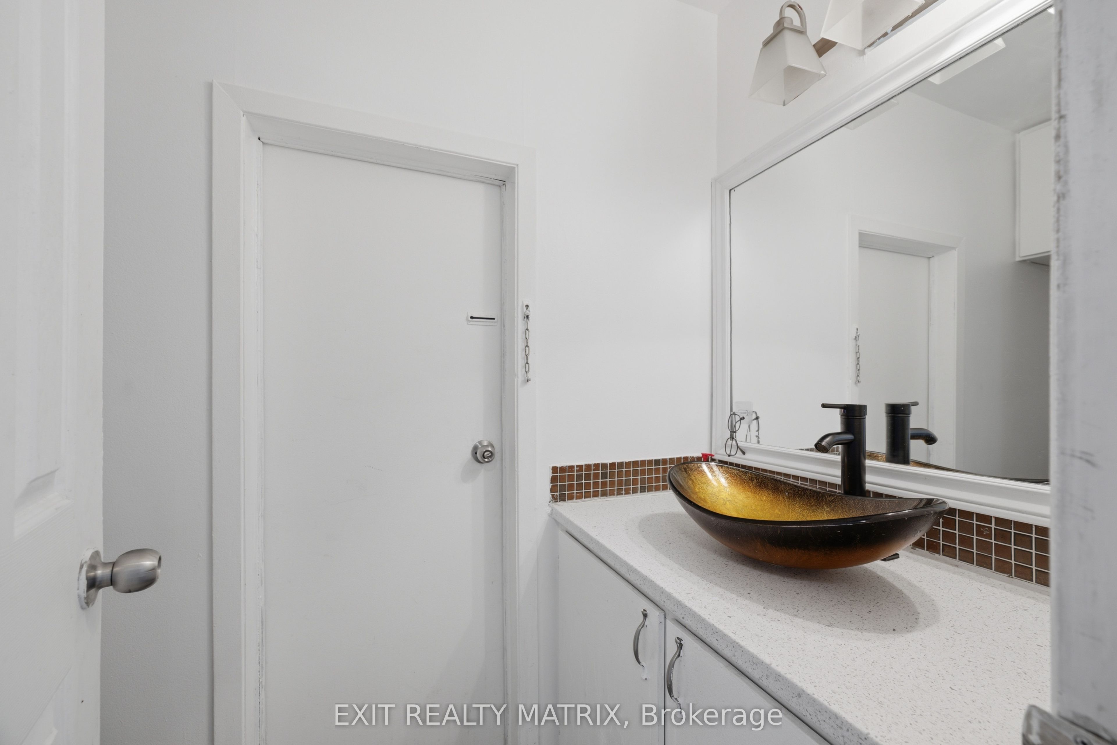 2 Ventnor Way Property Photo 5