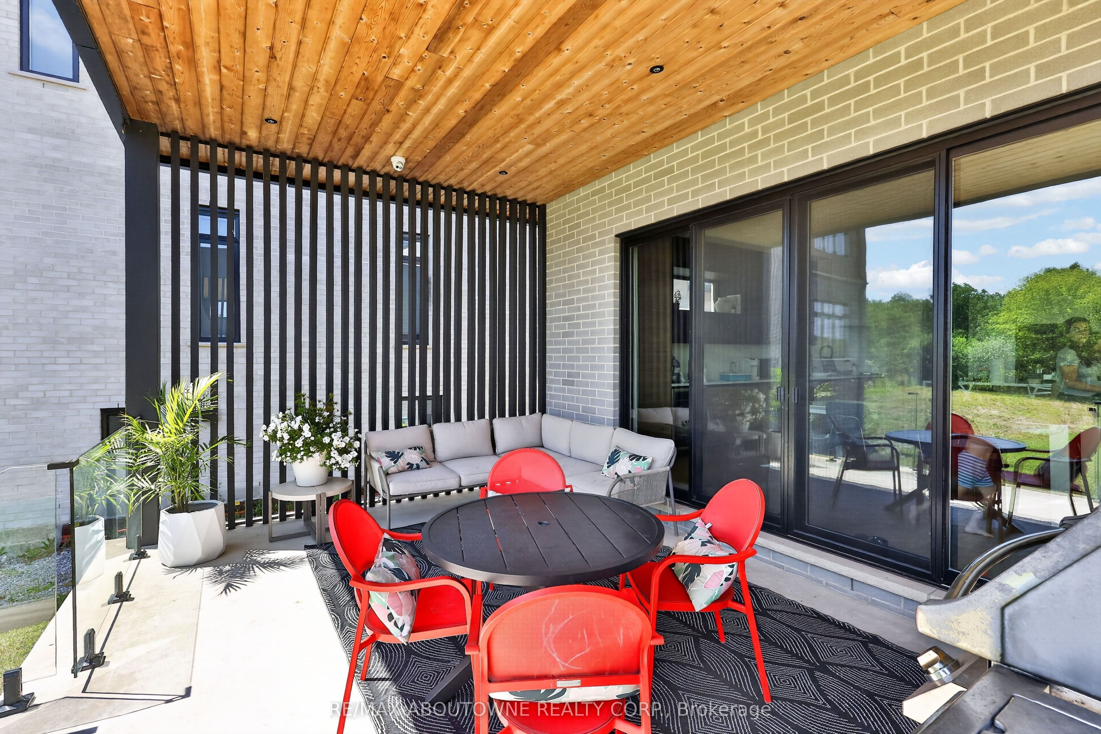70 Upper Mount Albion Road Property Photo 38