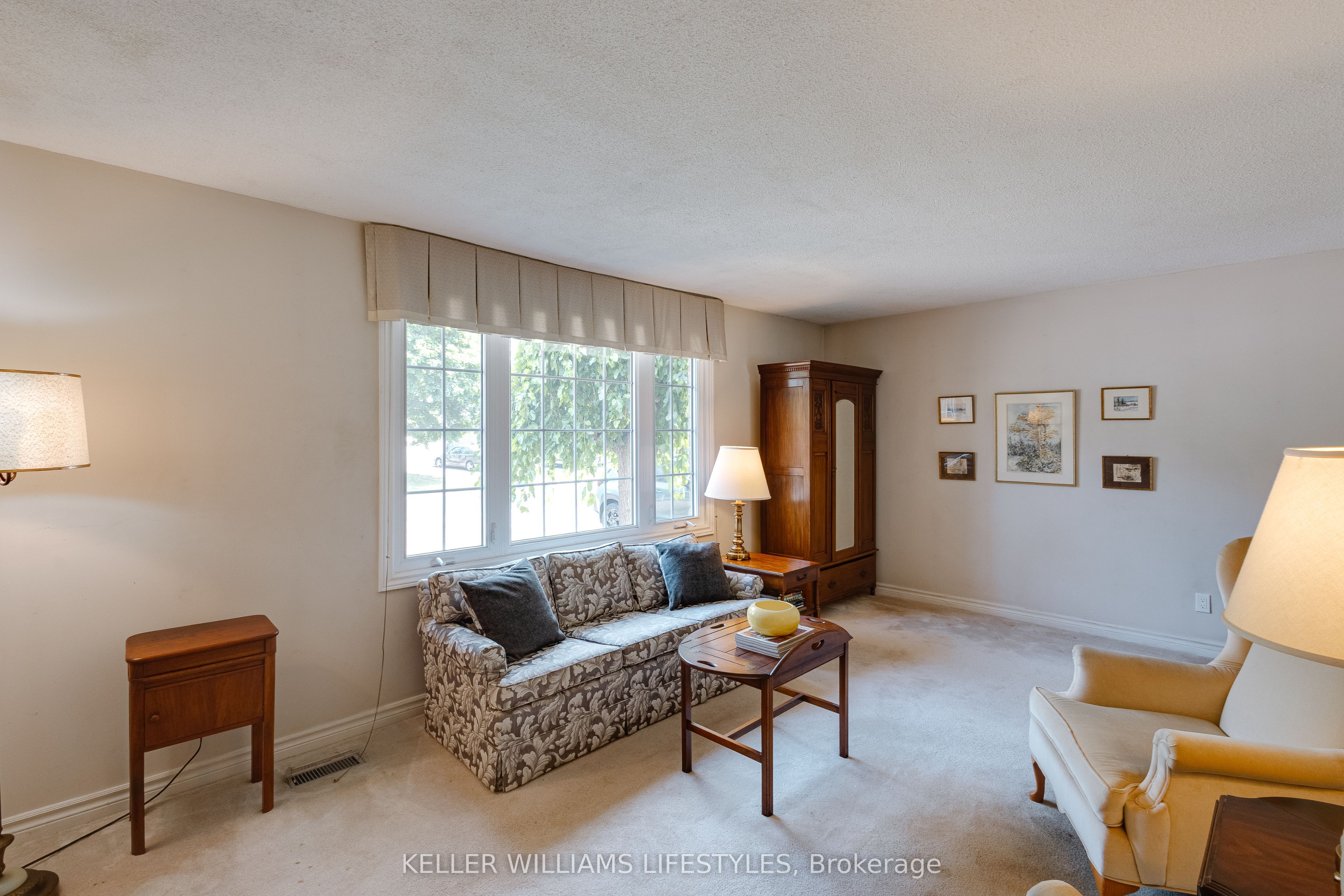 203 Mcmaster Court Property Photo 7