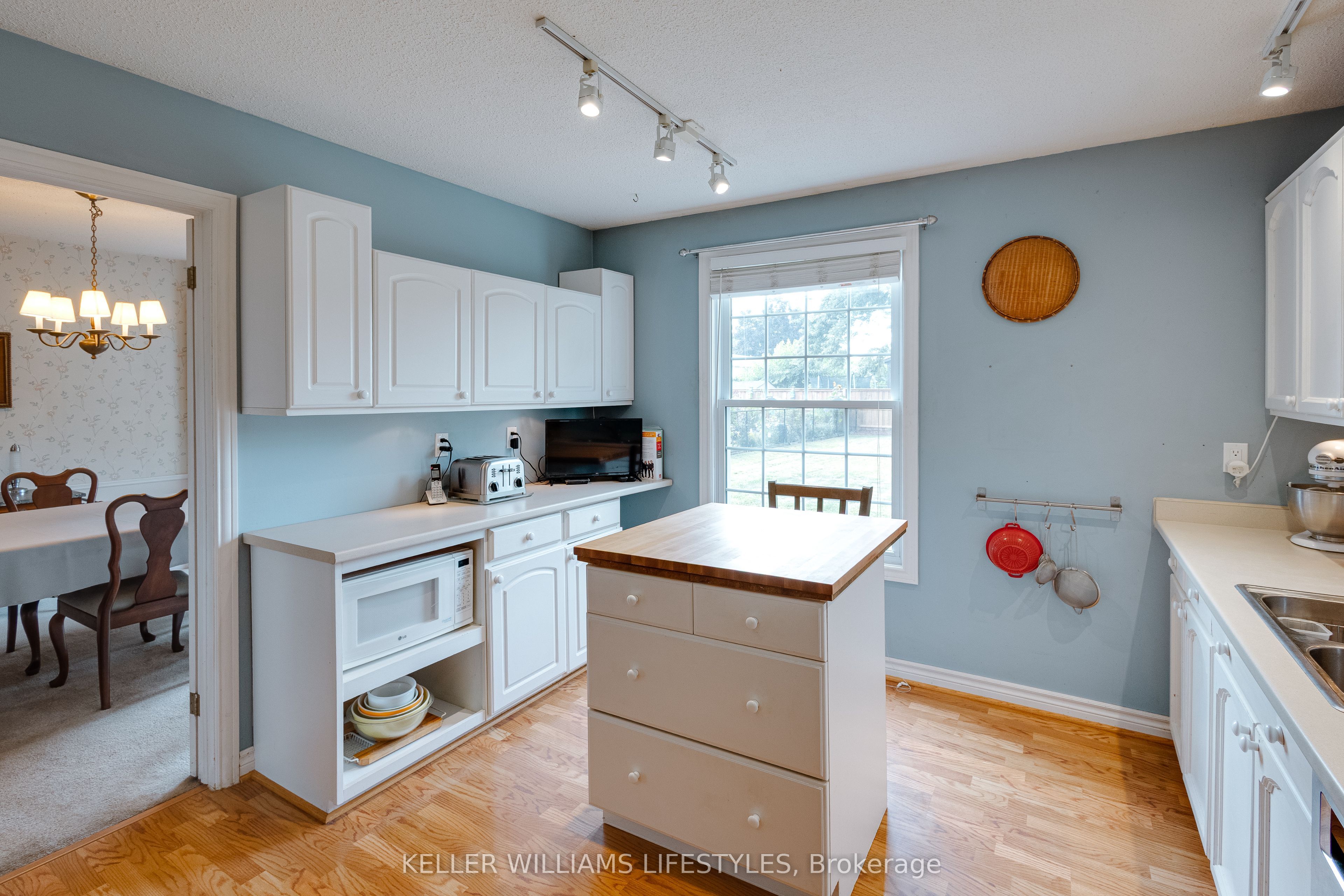 203 Mcmaster Court Property Photo 15
