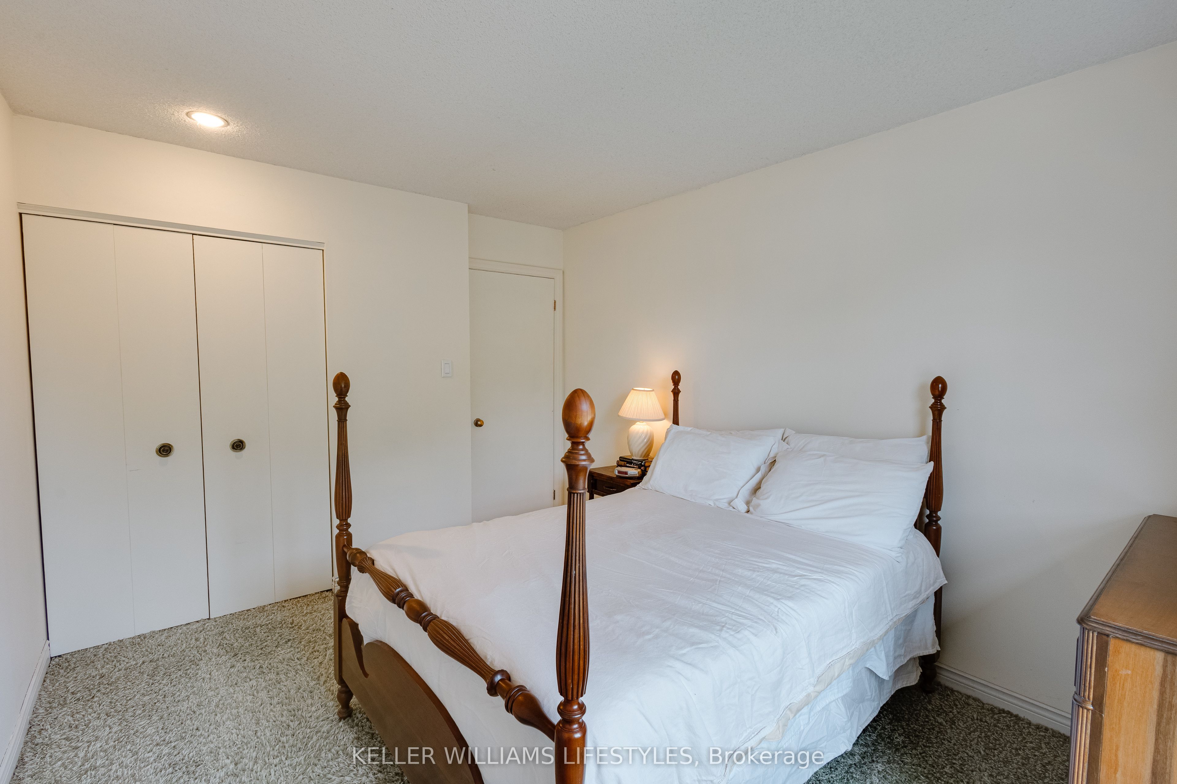 203 Mcmaster Court Property Photo 28