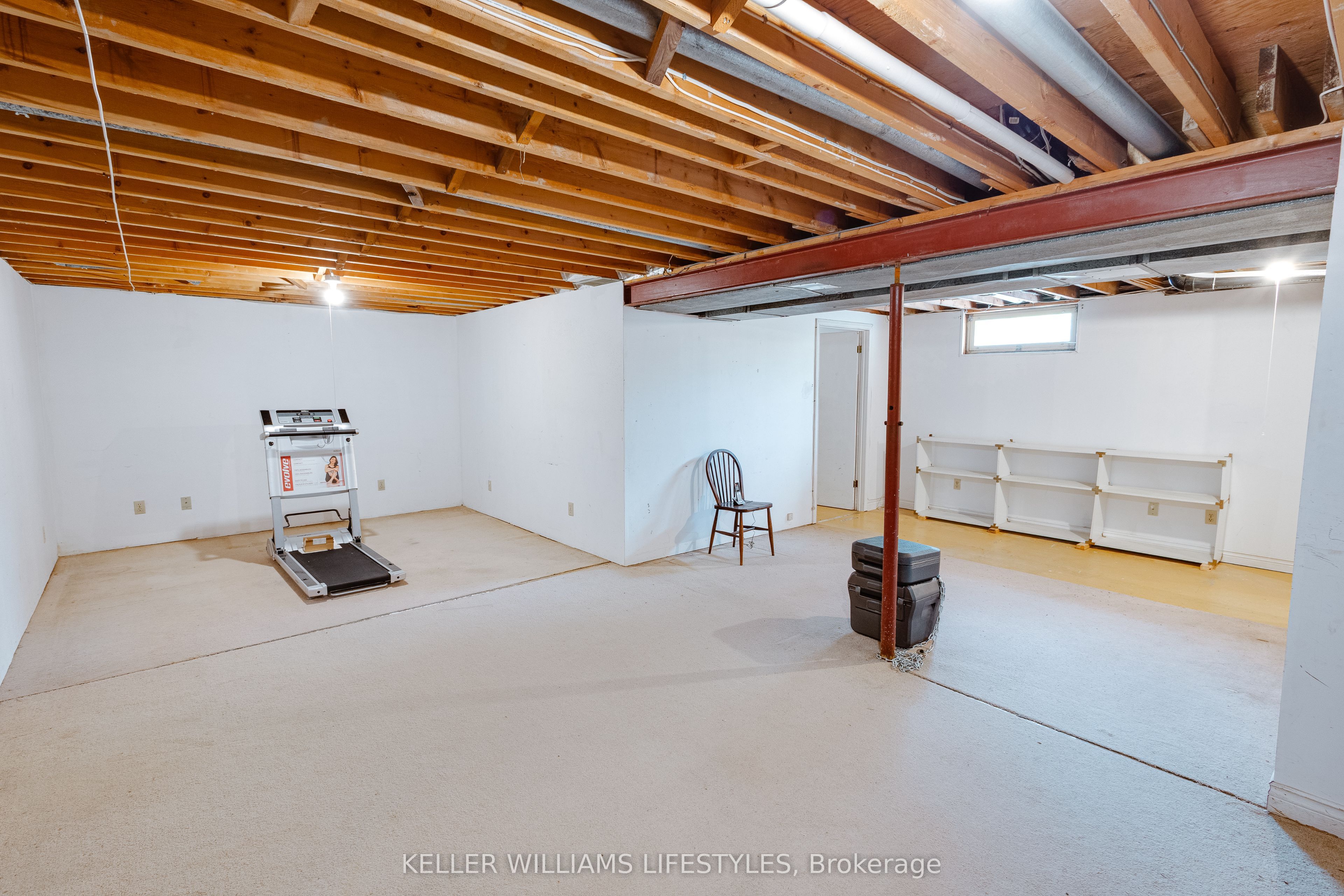 203 Mcmaster Court Property Photo 32