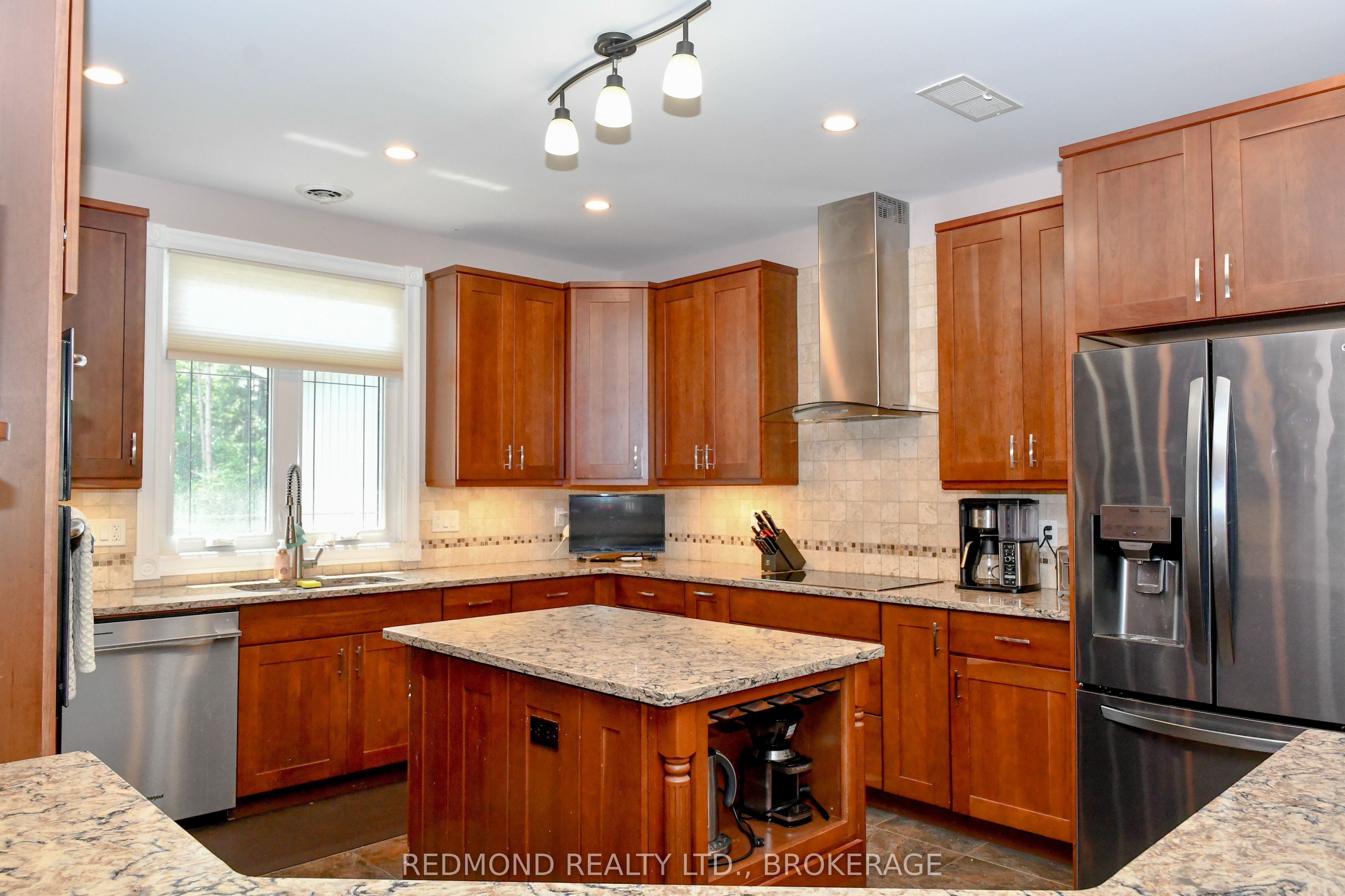 278b 1000 Island Parkway Property Photo 17