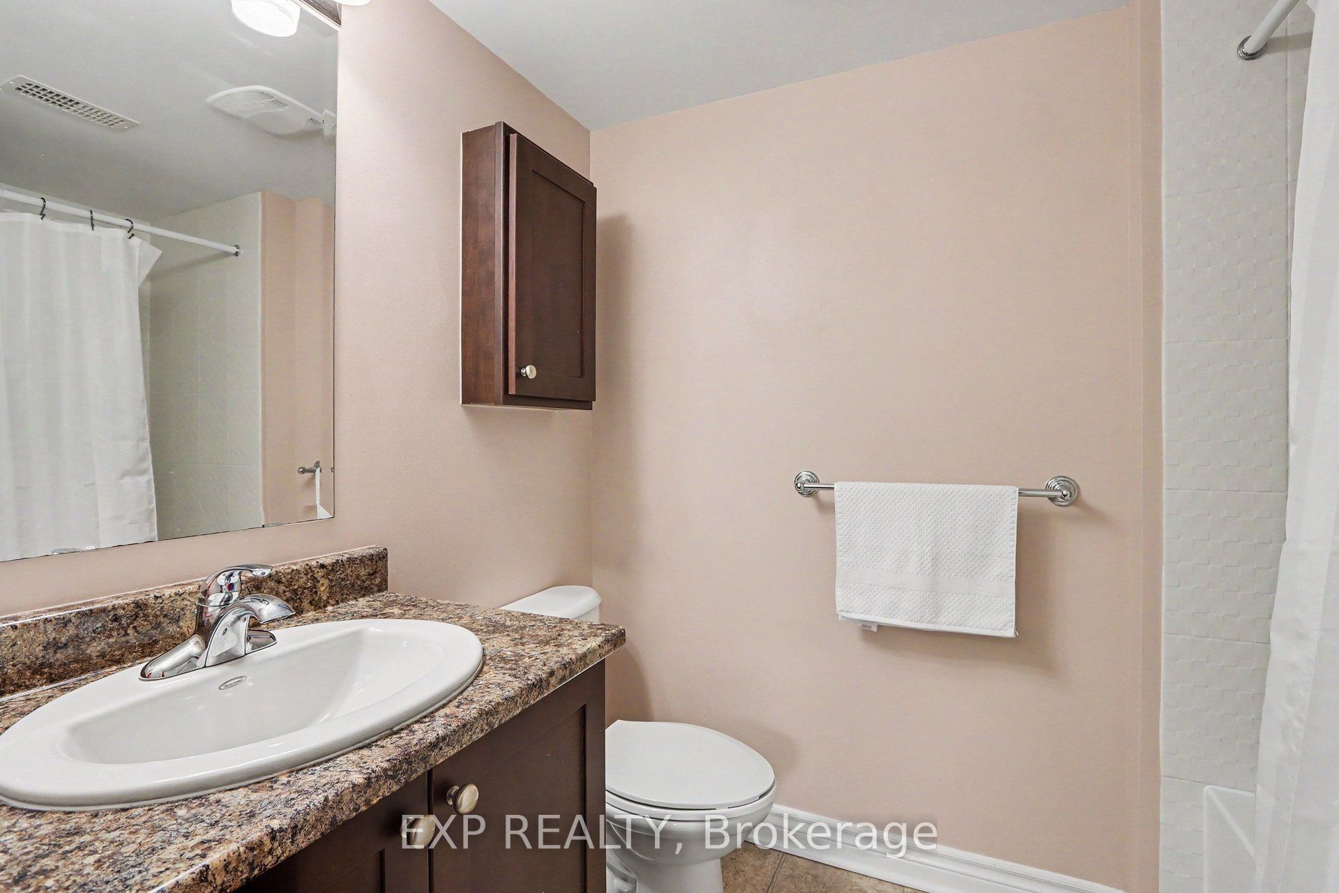 724a Chapman Mills Drive Property Photo 20