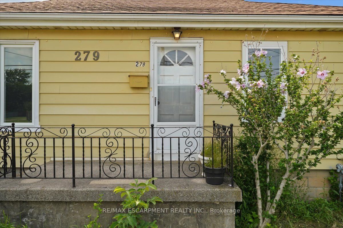 279 Millen Road Property Photo 6