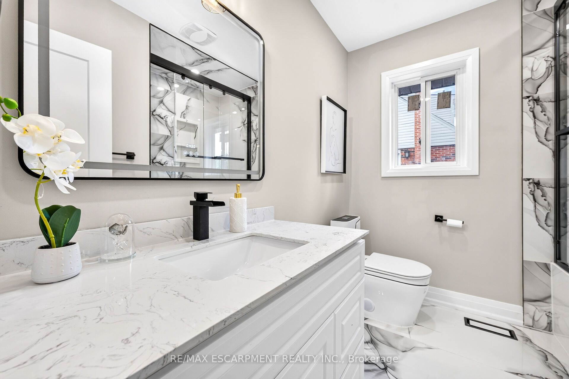 150 Howard Avenue Property Photo 22