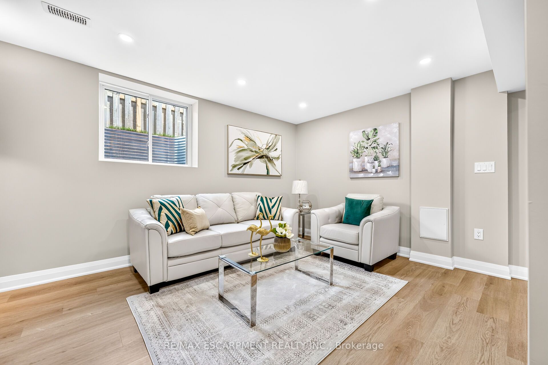 150 Howard Avenue Property Photo 27