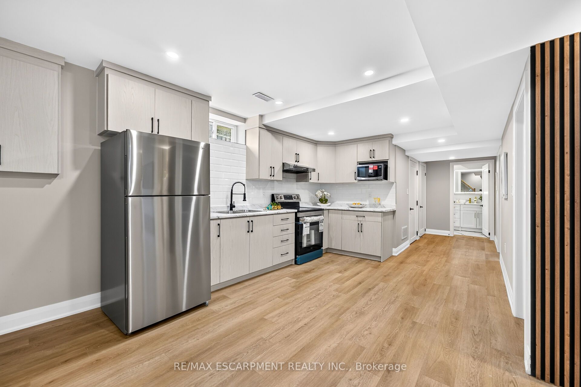 150 Howard Avenue Property Photo 31