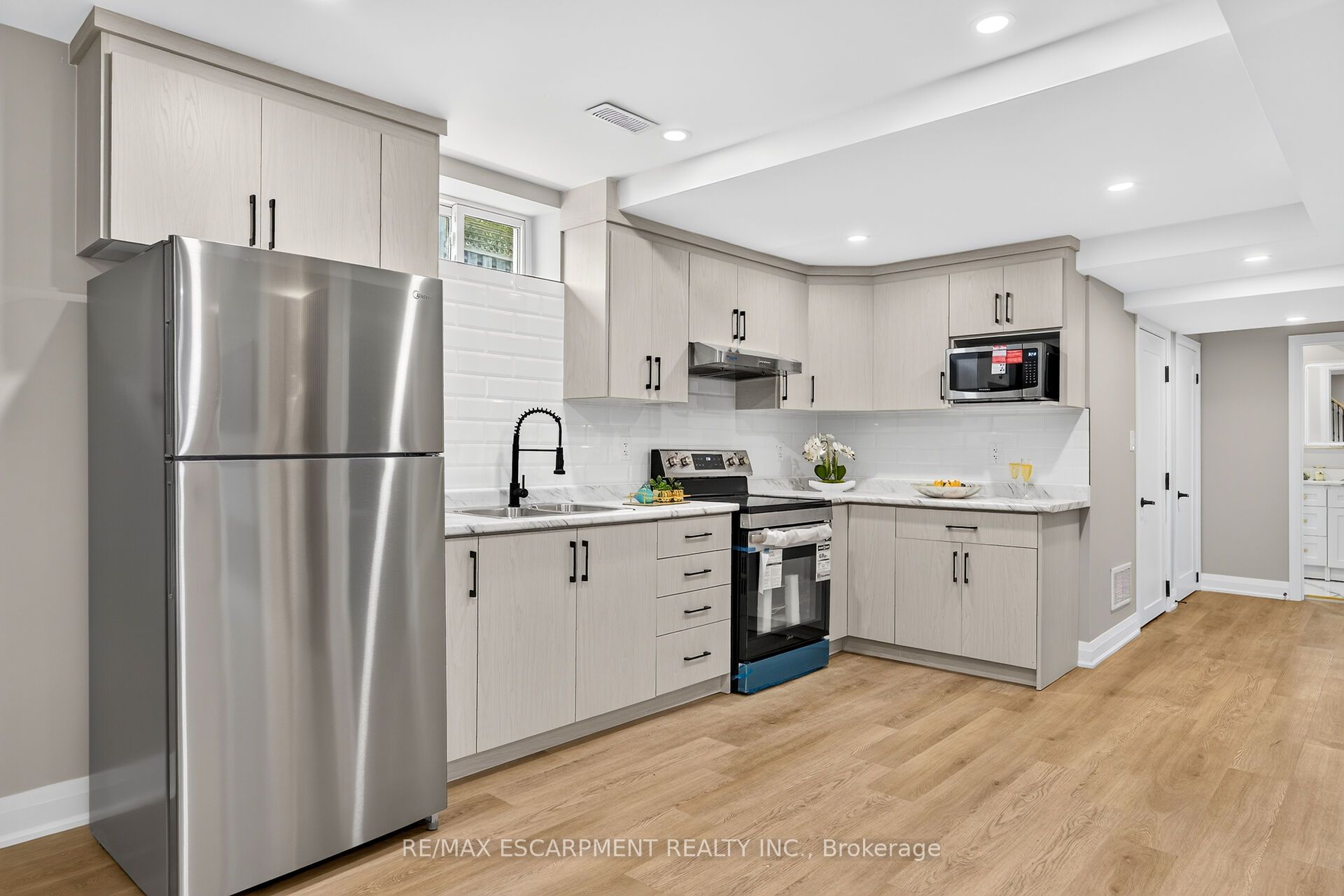 150 Howard Avenue Property Photo 32