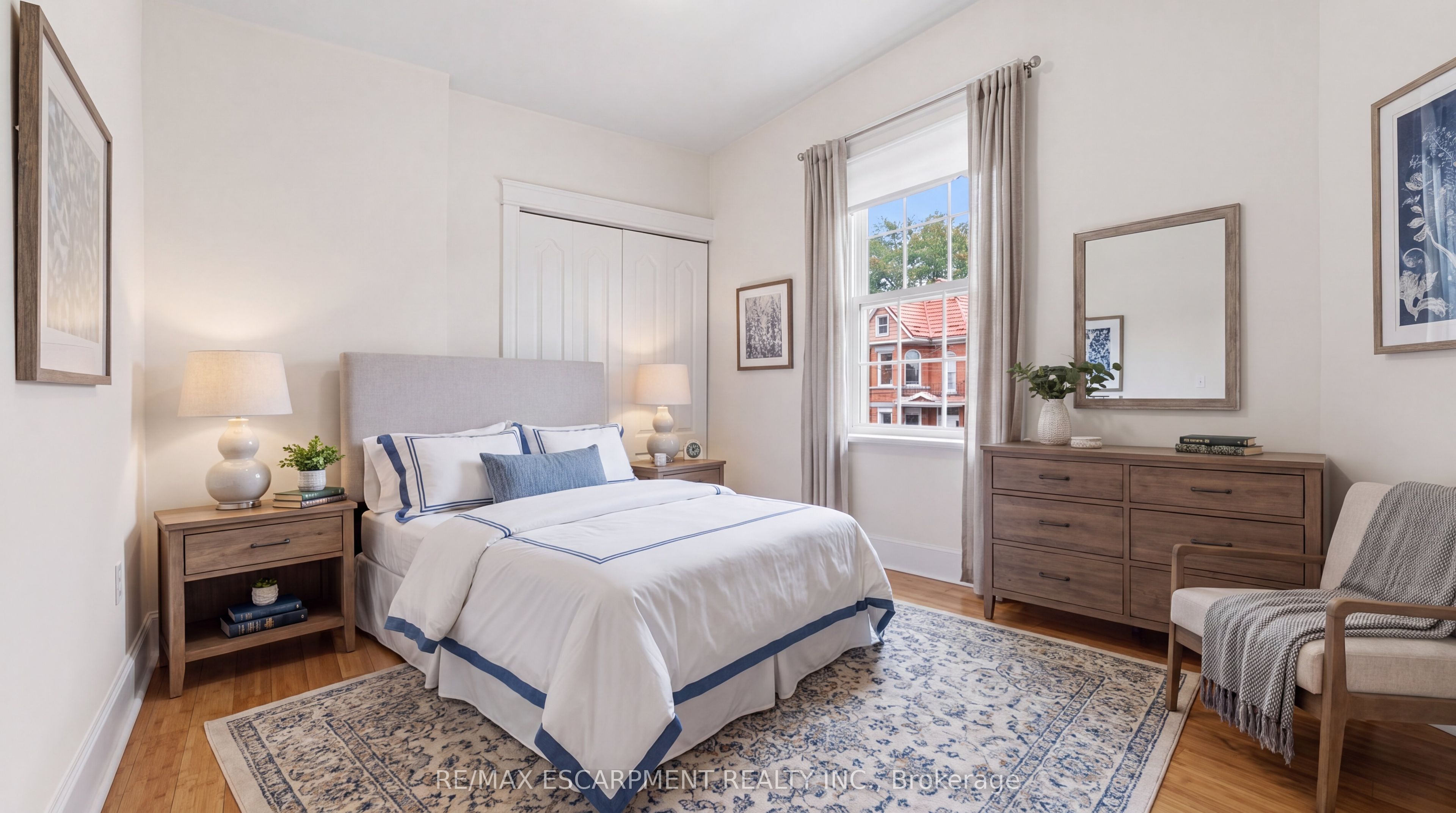 180 West Avenue N Property Photo 14
