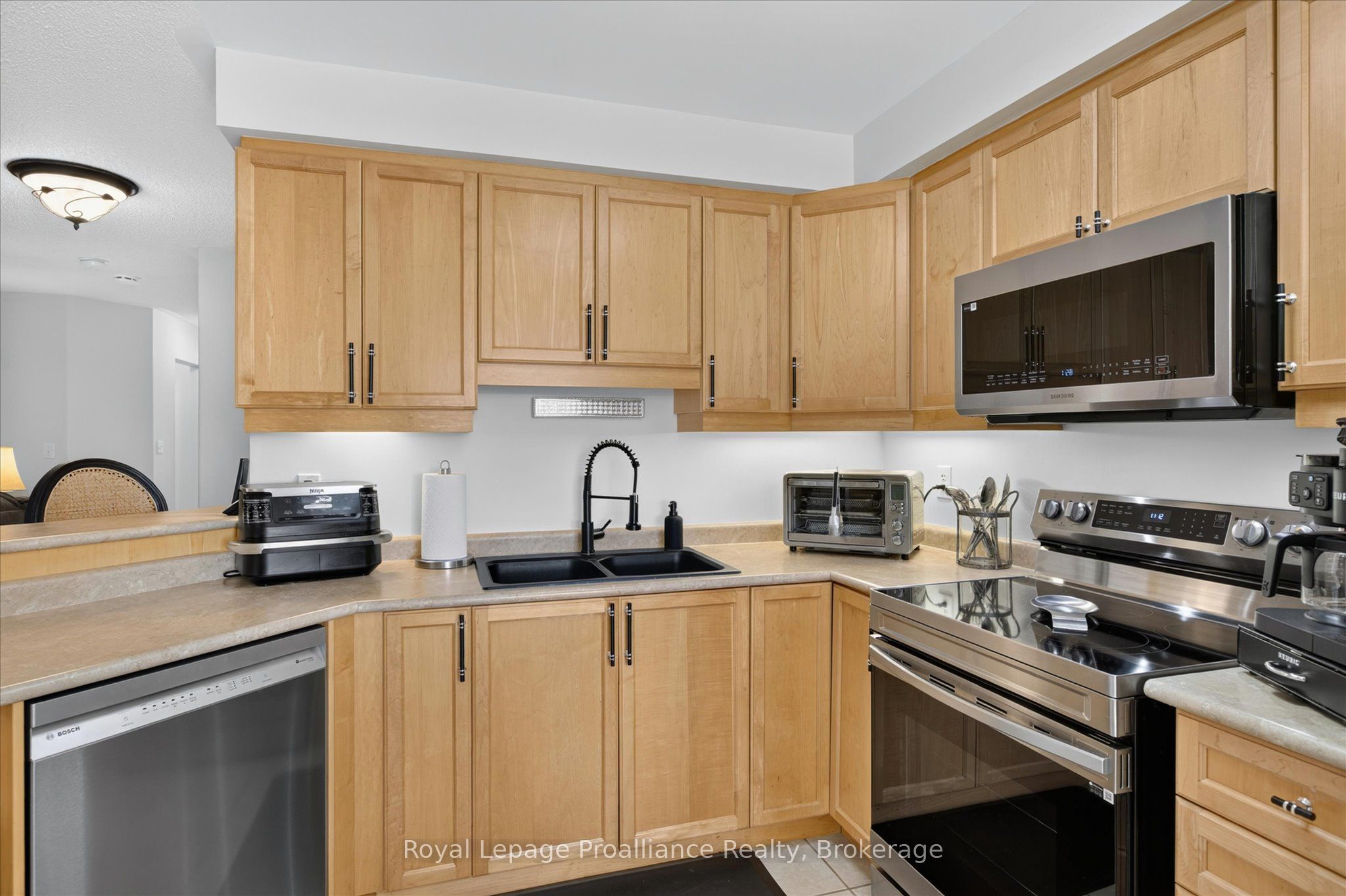541 Garbutt Terrace Property Photo 15