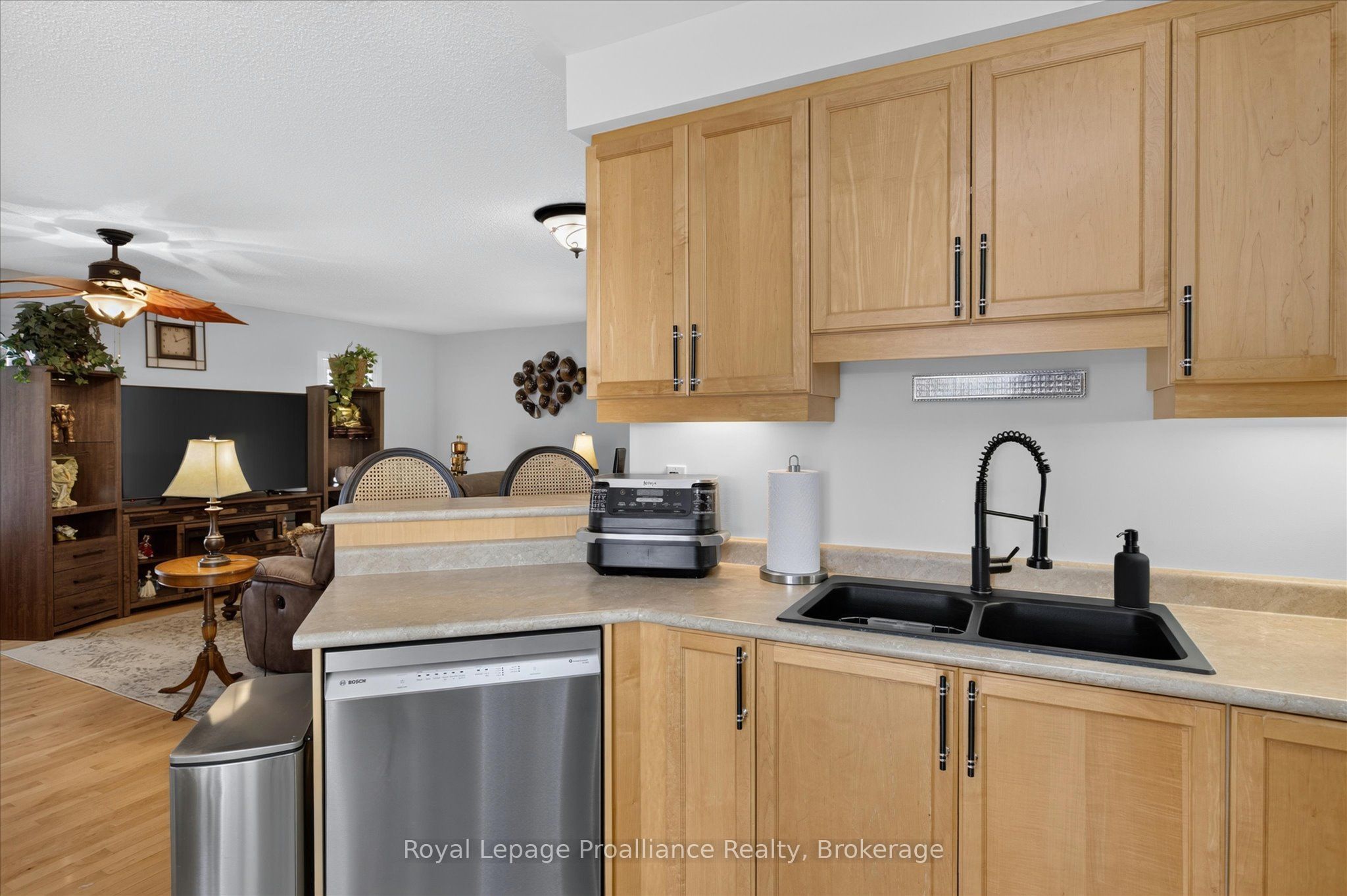 541 Garbutt Terrace Property Photo 16