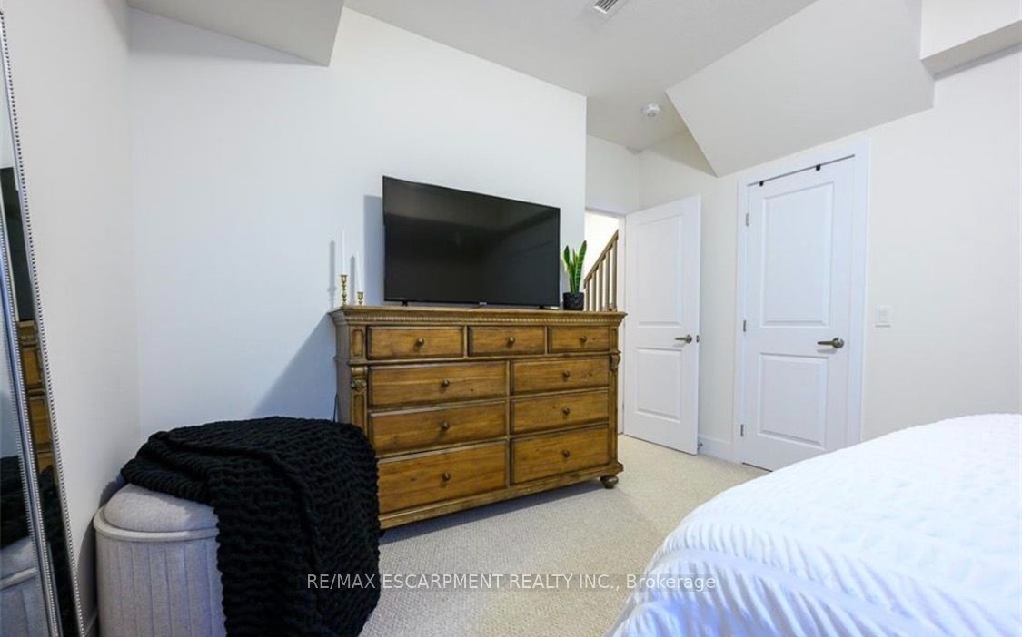 261 Skinner Road 14 Property Photo 8
