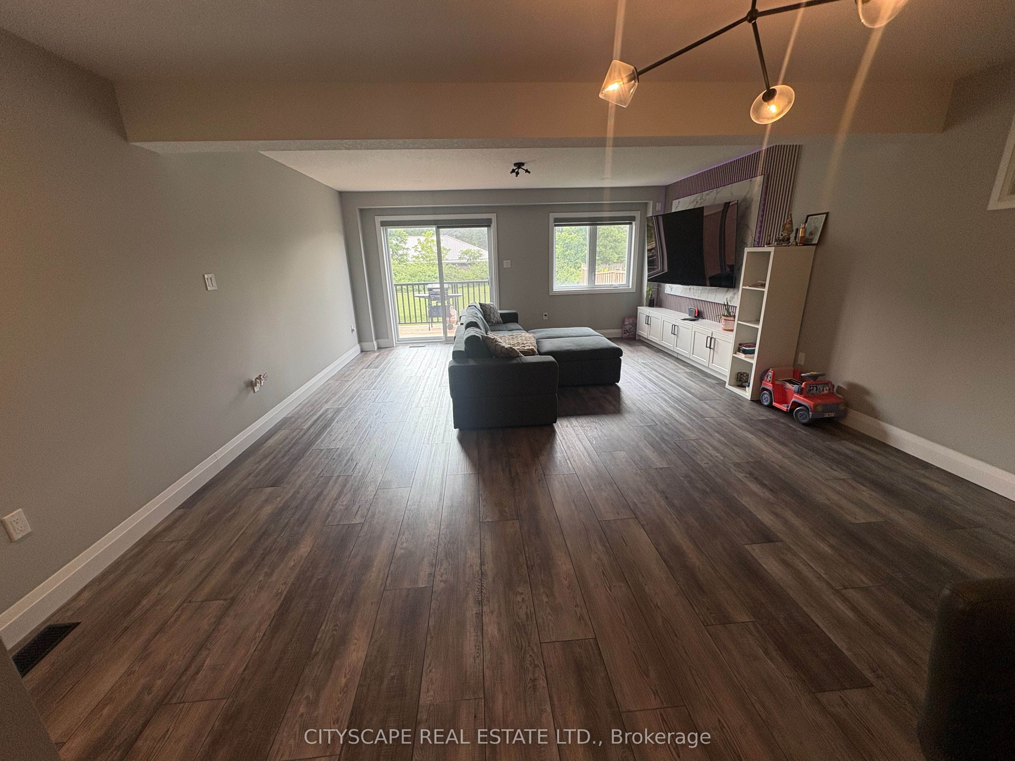 117 Stephenson Way Property Photo 10