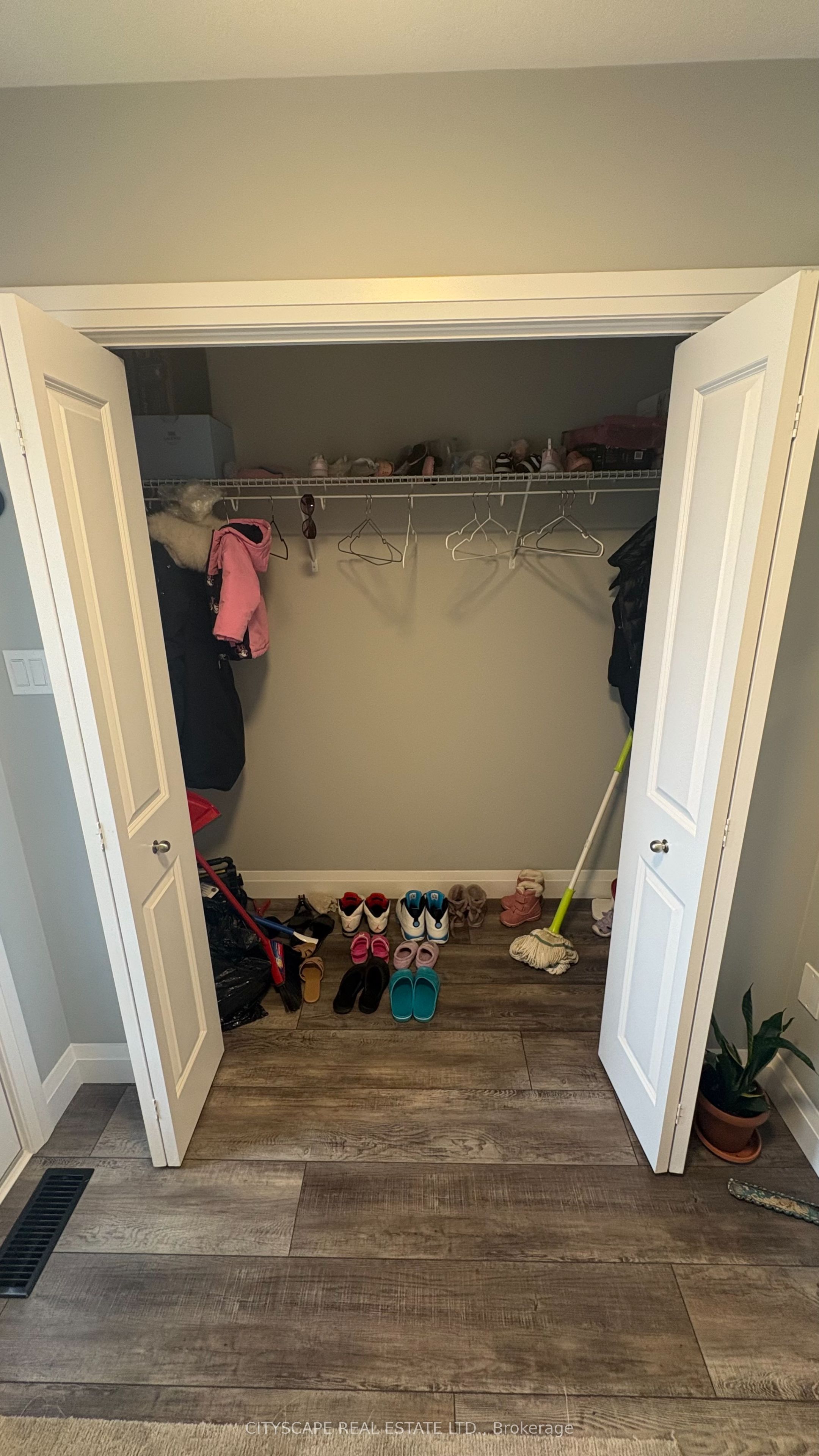 117 Stephenson Way Property Photo 32