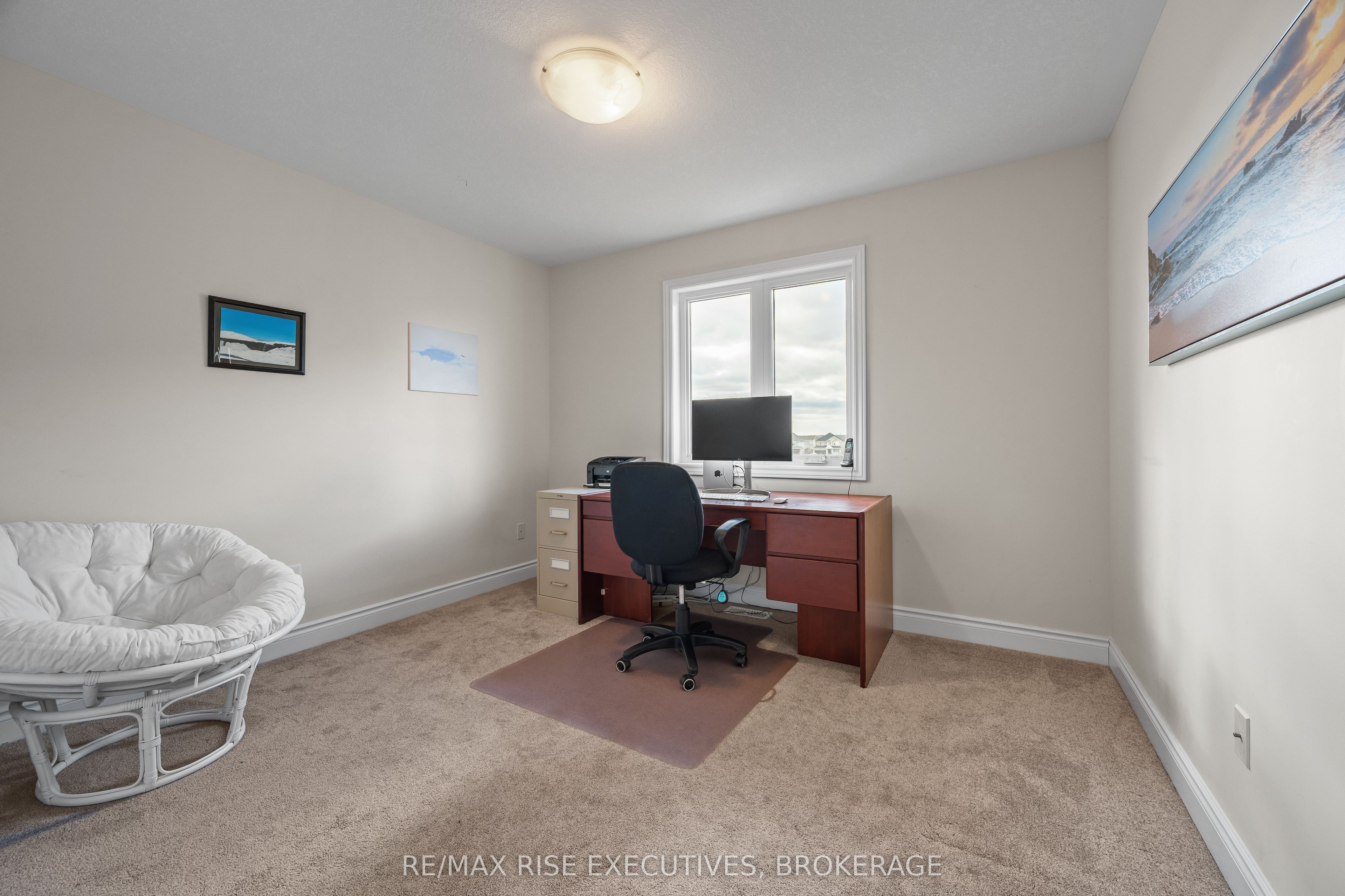483 Beth Crescent Property Photo 35