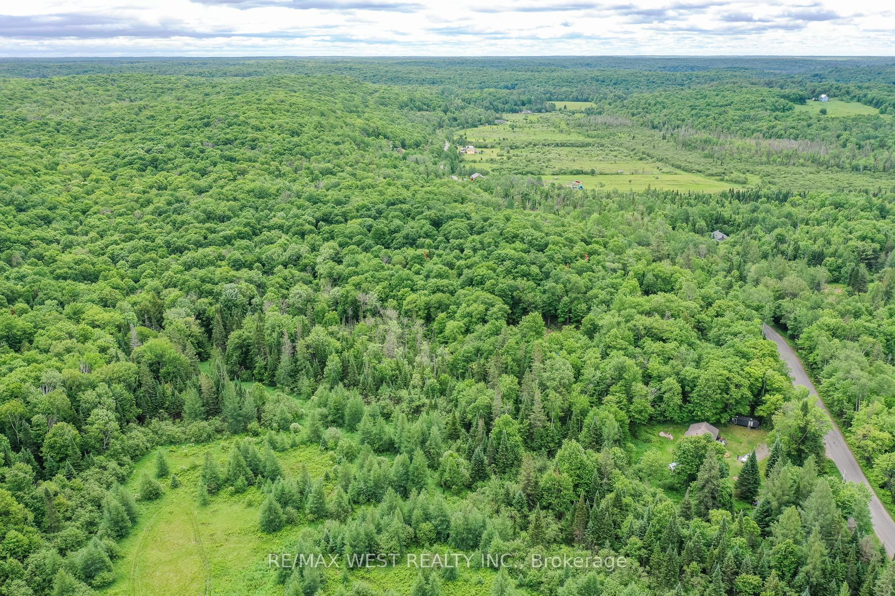 365 Clearwater Lake Road Property Photo 11