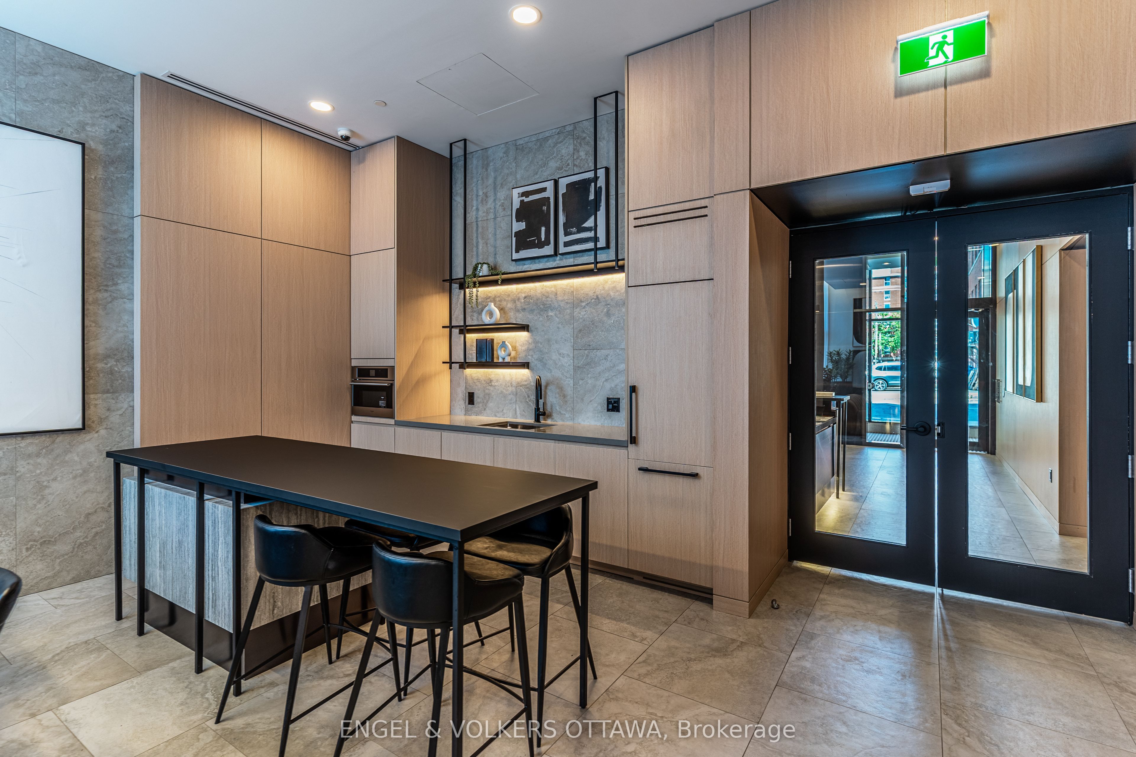10 James Street 217 Property Photo 42