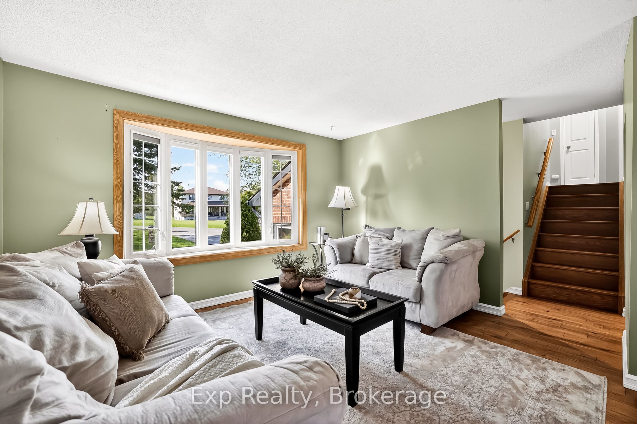 1175 Lakeshore Road Property Photo 11