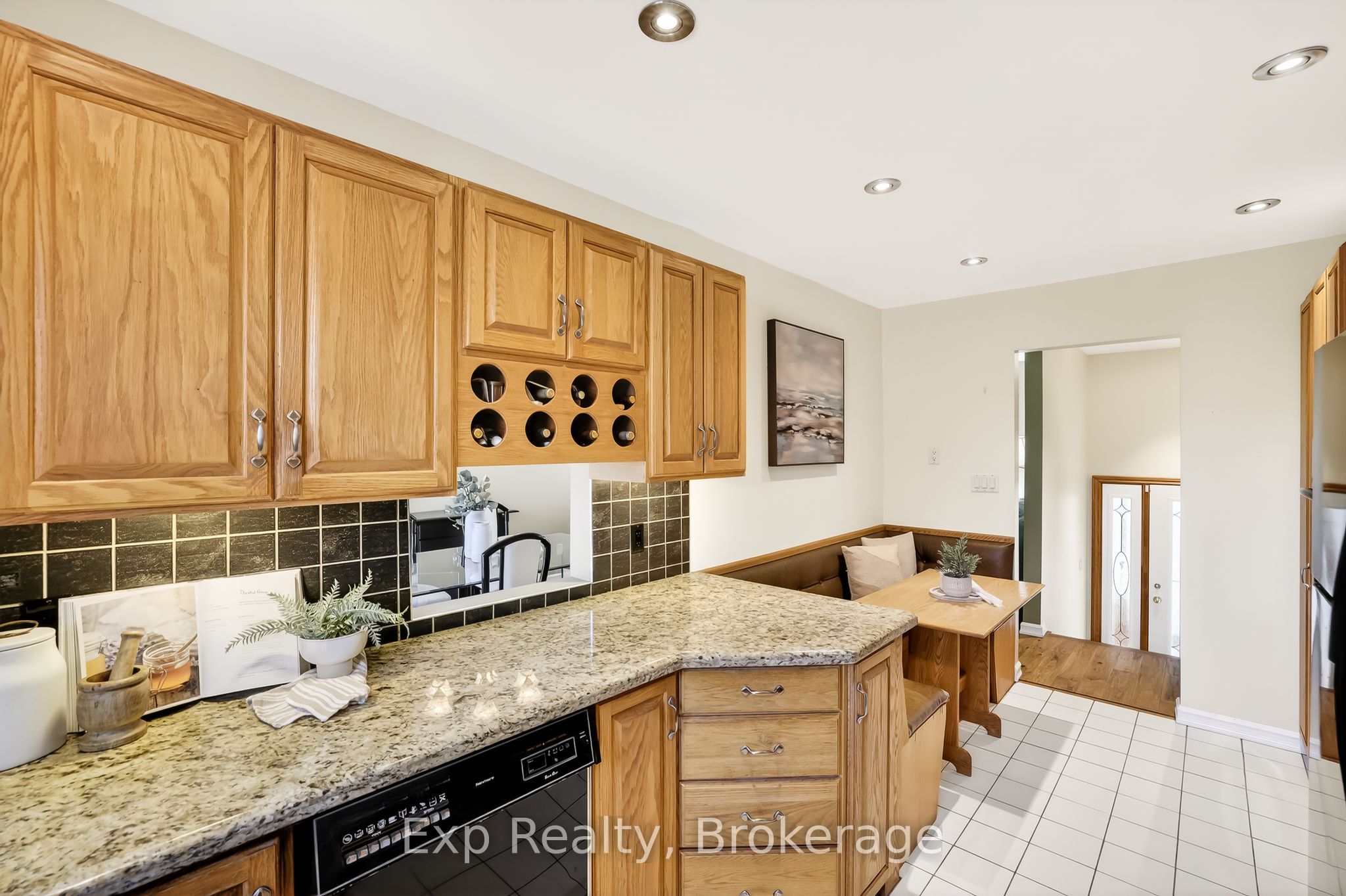 1175 Lakeshore Road Property Photo 18