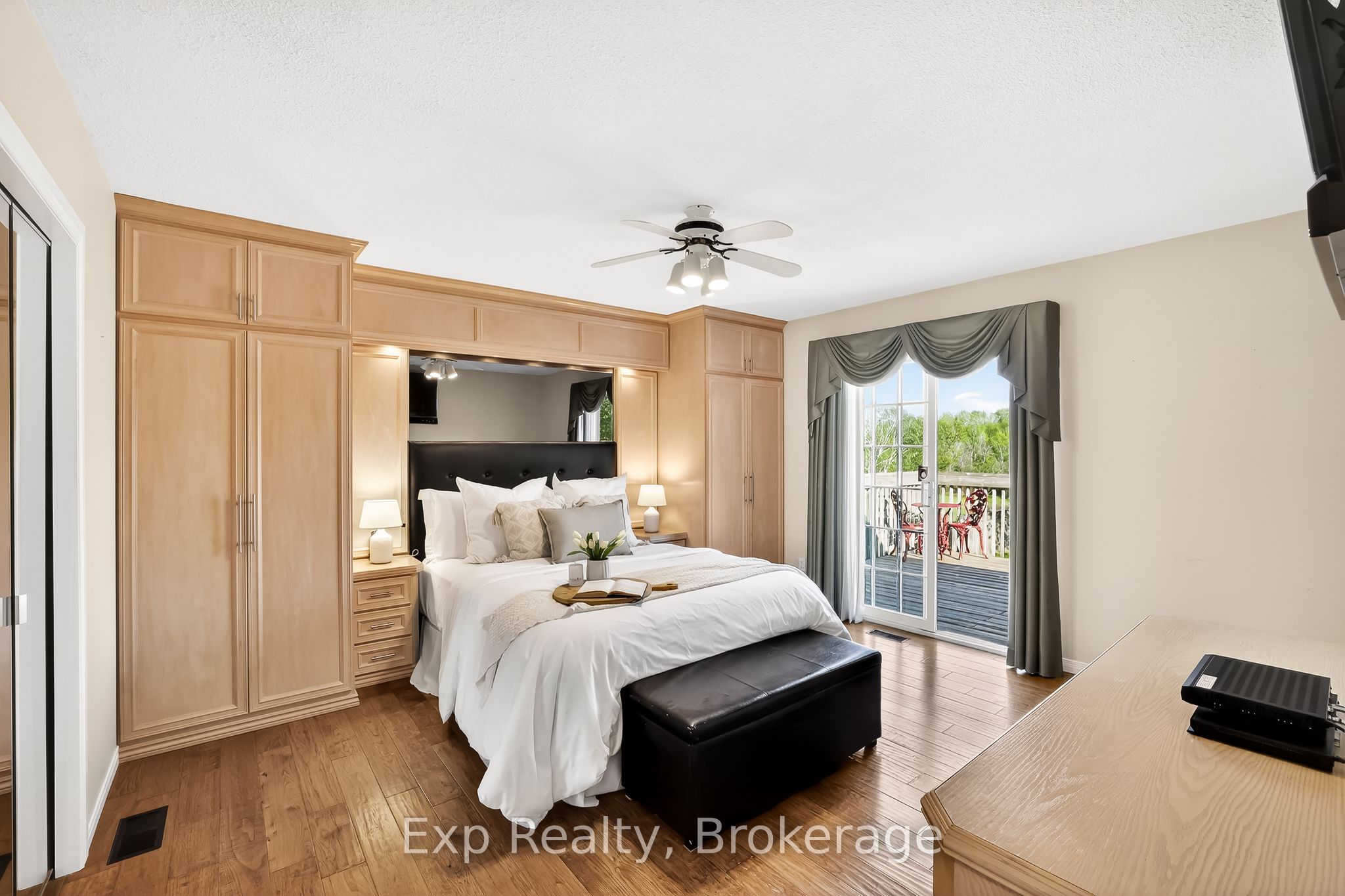1175 Lakeshore Road Property Photo 22
