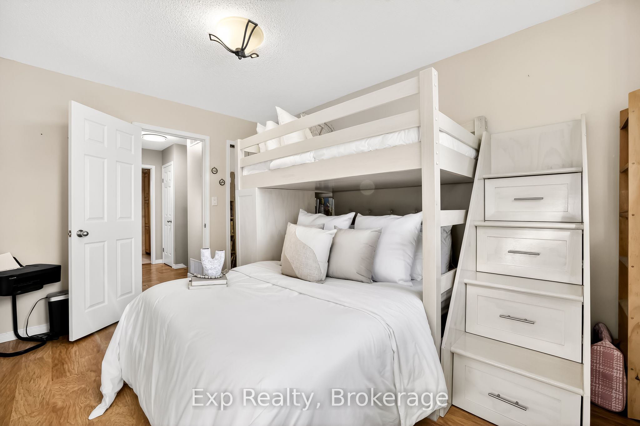 1175 Lakeshore Road Property Photo 26
