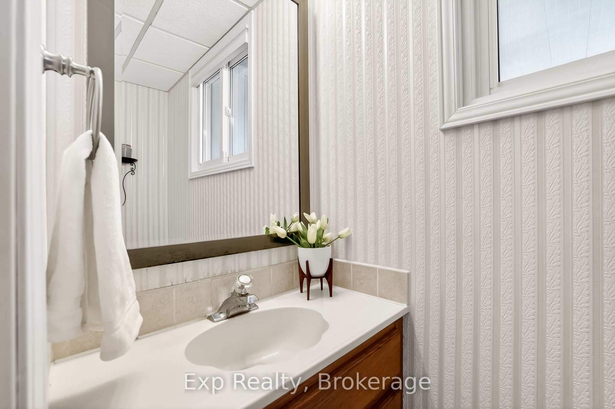 1175 Lakeshore Road Property Photo 32