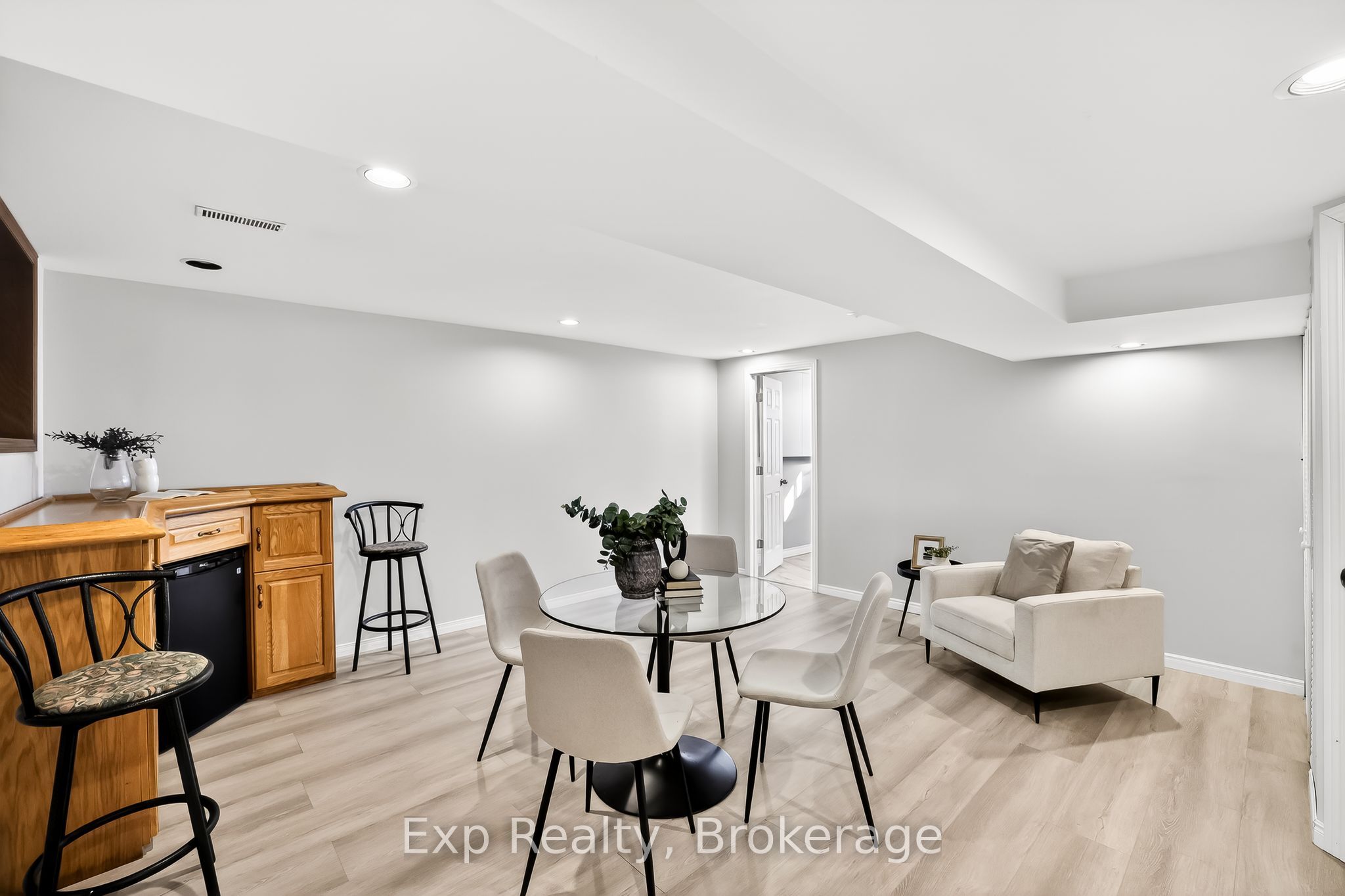 1175 Lakeshore Road Property Photo 33